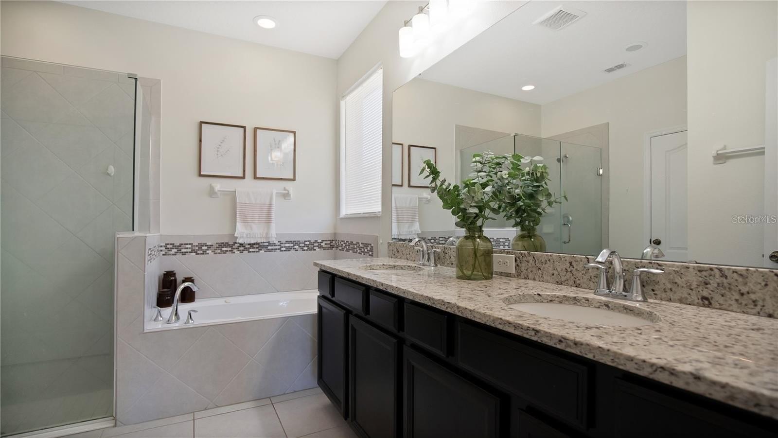 NARCOOSSEE VILLAGE PH 2 - Residential