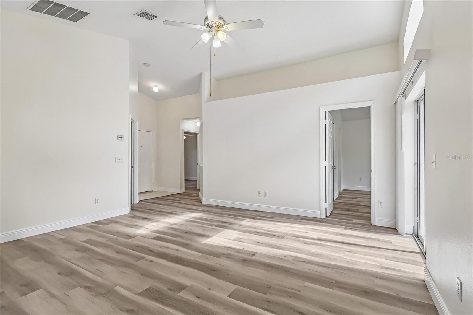 HICKORY COVE 50 149 - Residential