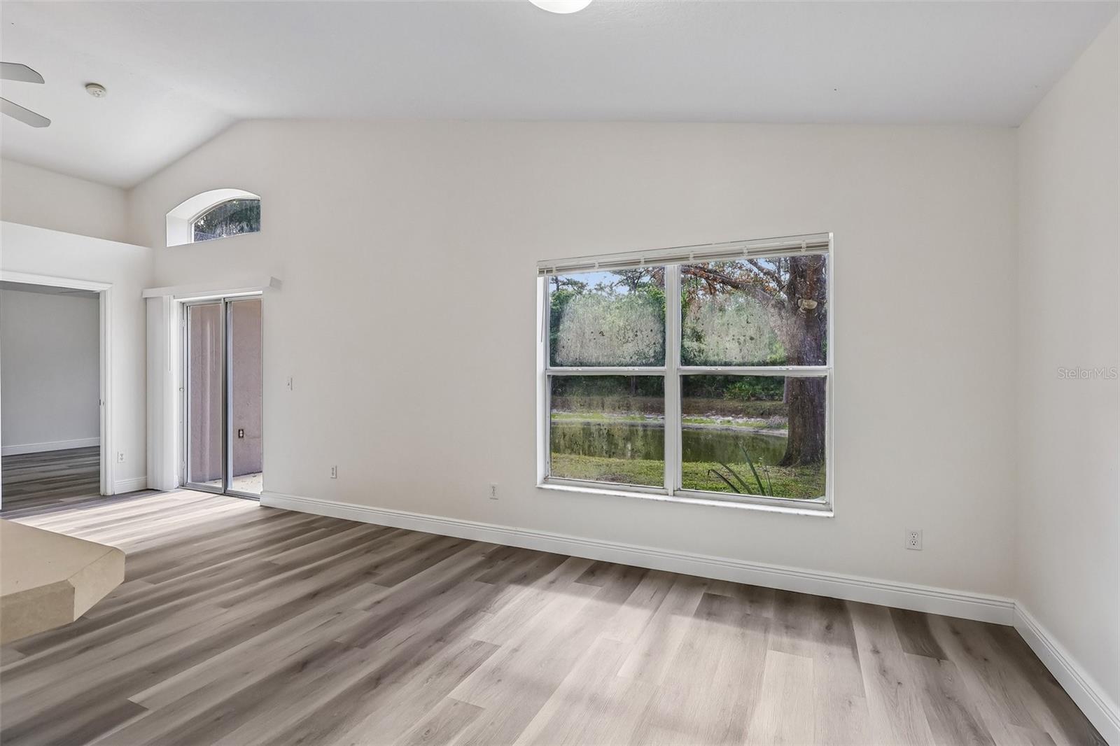 HICKORY COVE 50 149 - Residential