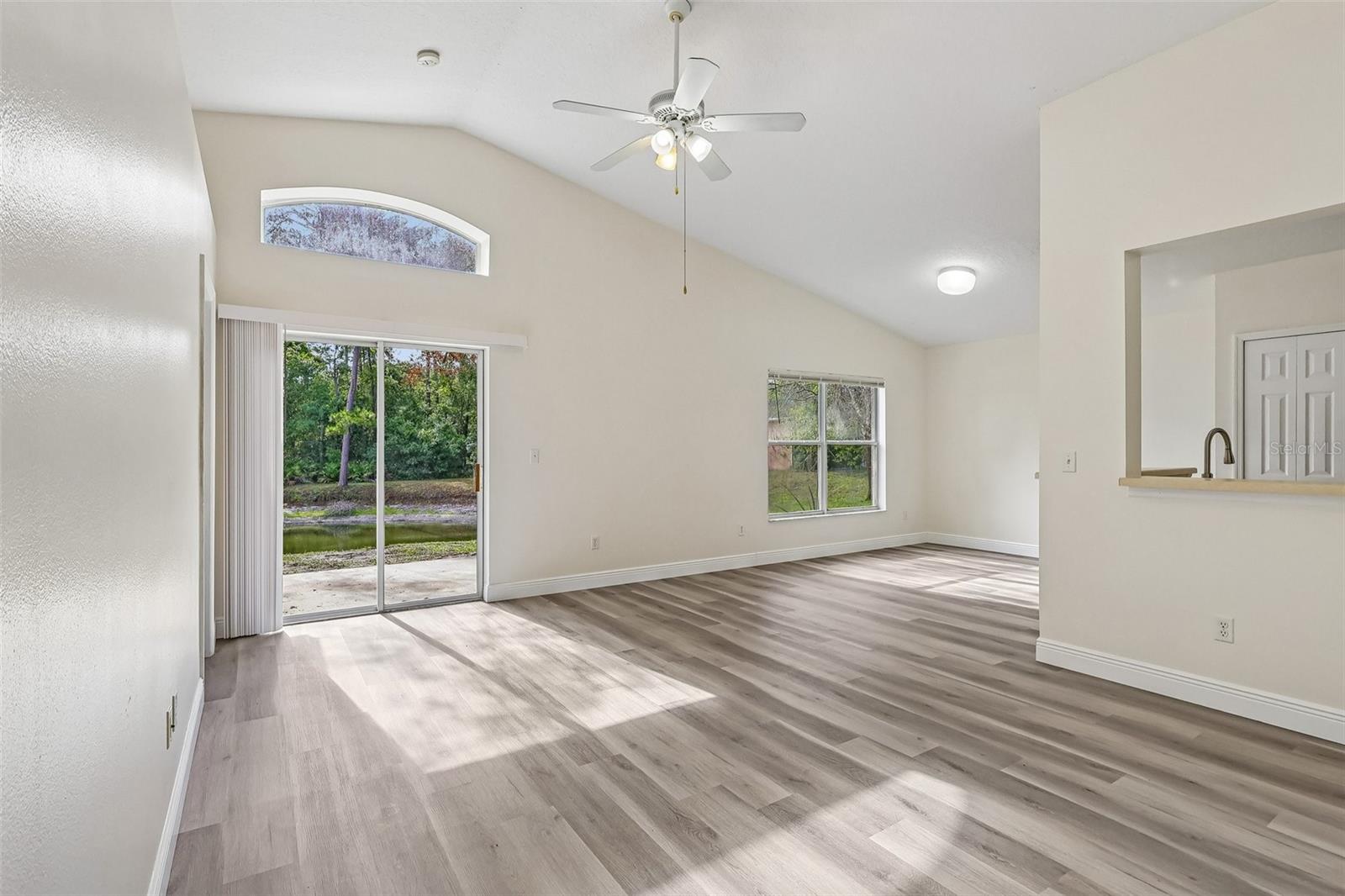 HICKORY COVE 50 149 - Residential
