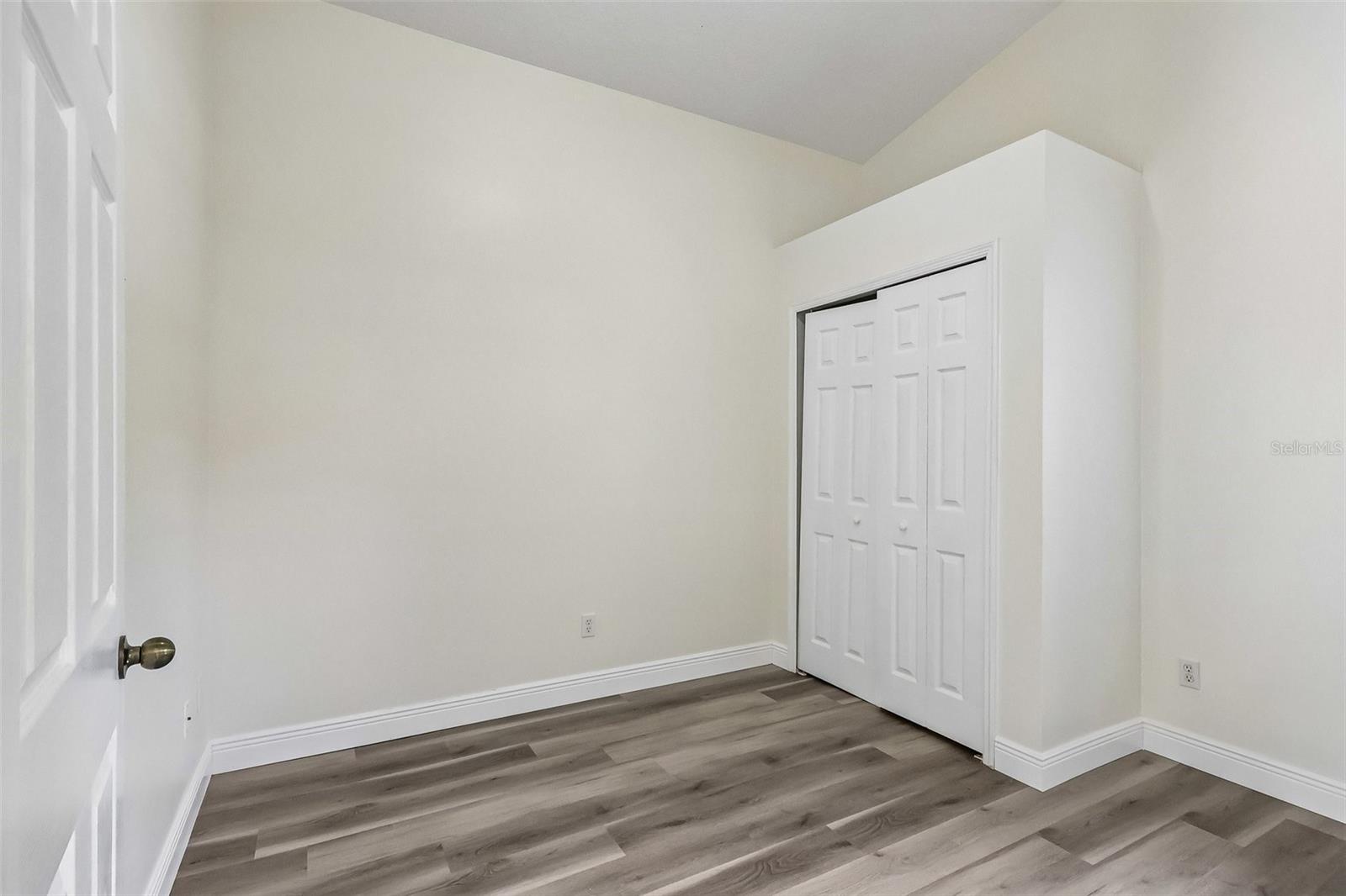 HICKORY COVE 50 149 - Residential