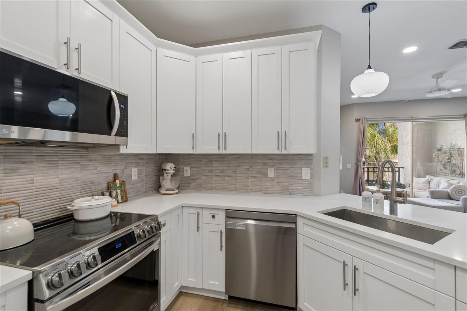 ISLAND PLACE A CONDO - Residential