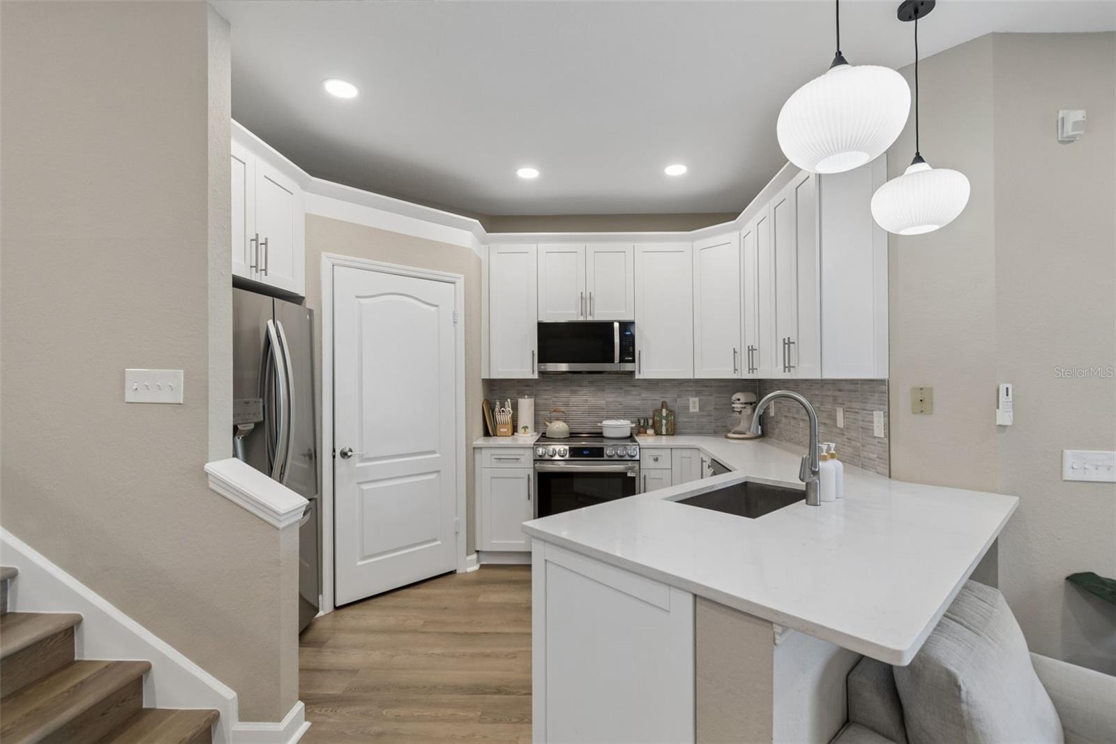 ISLAND PLACE A CONDO - Residential