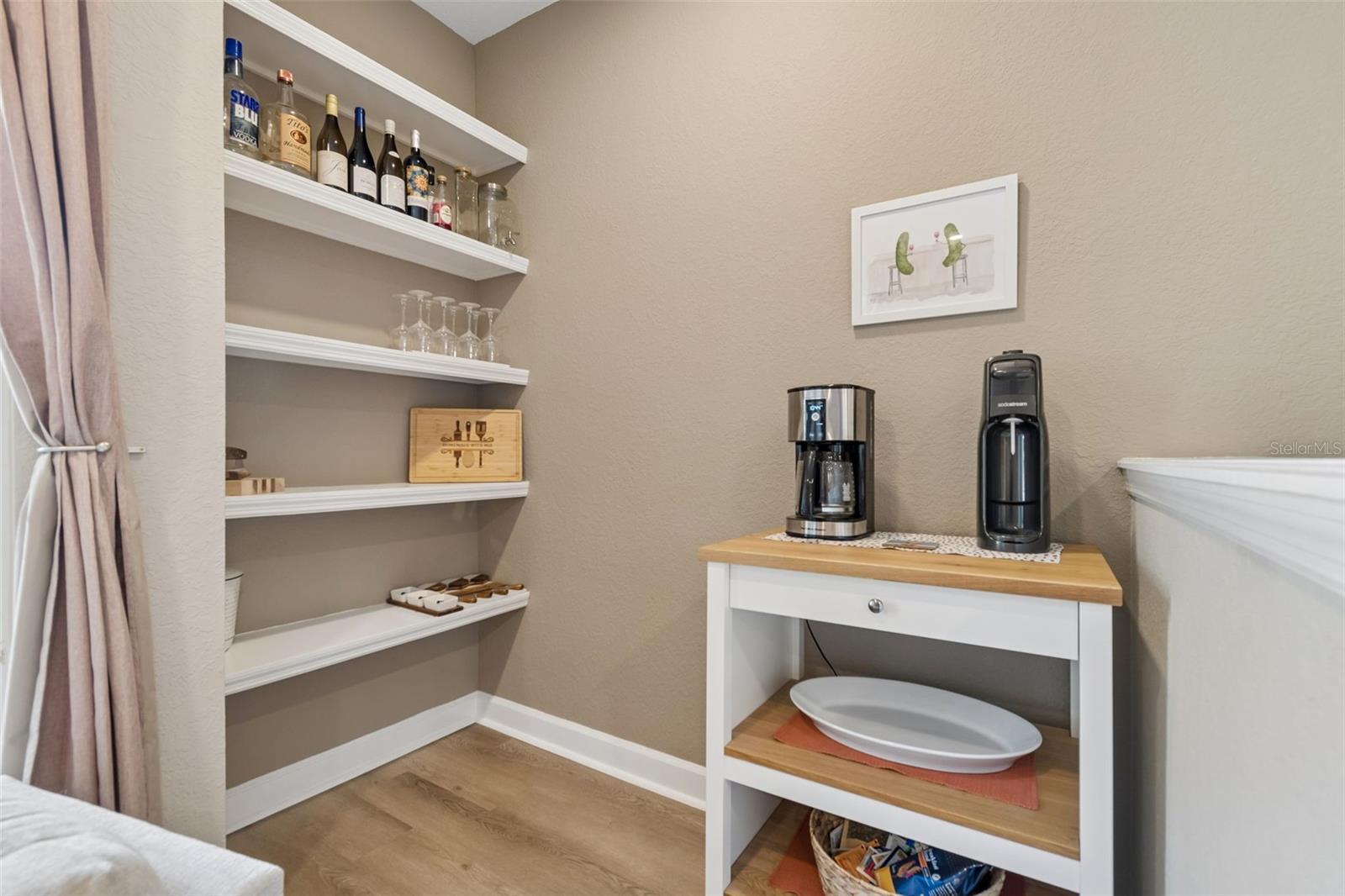 ISLAND PLACE A CONDO - Residential