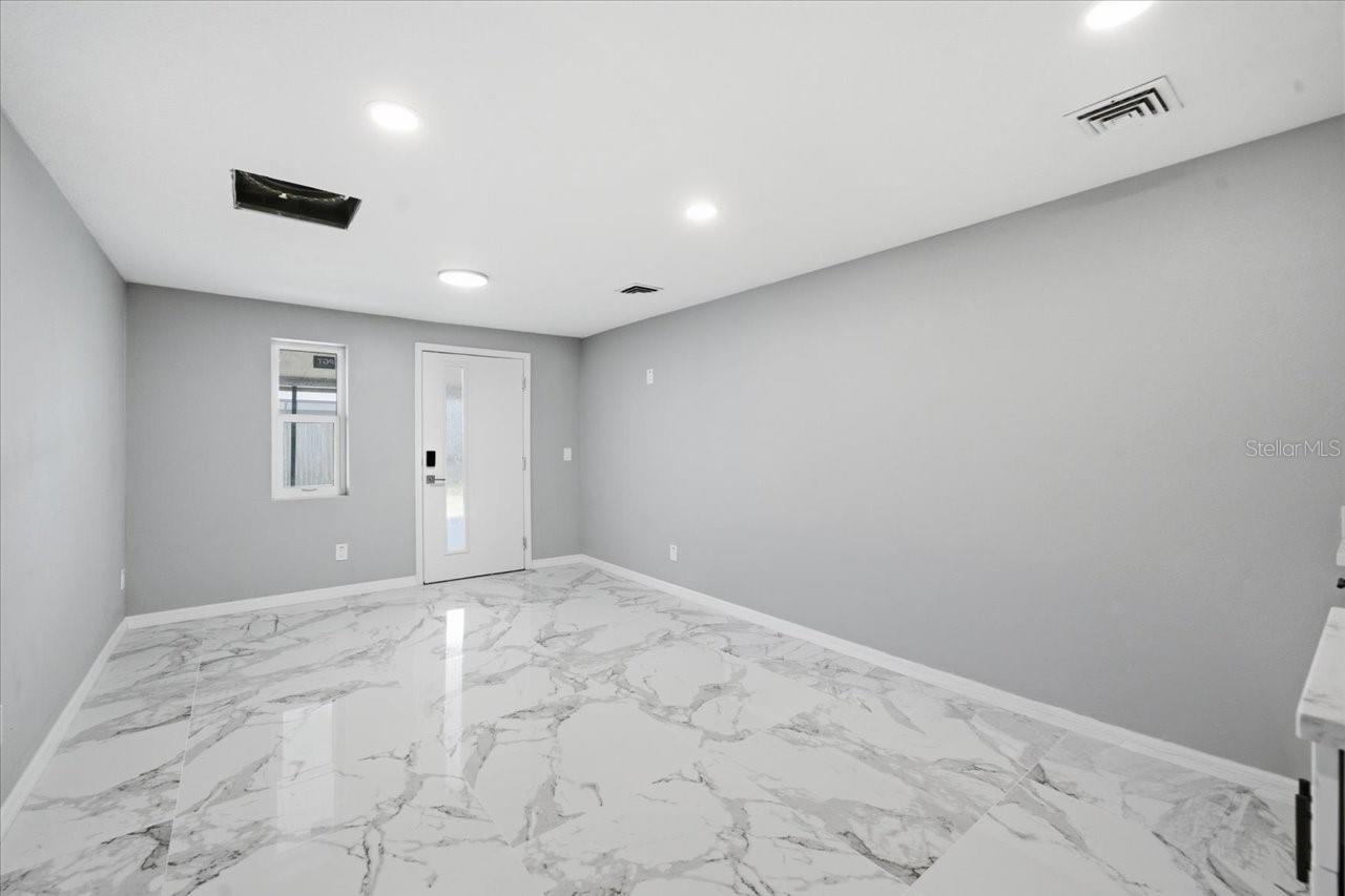 WEST PORT SUB - Residential Lease