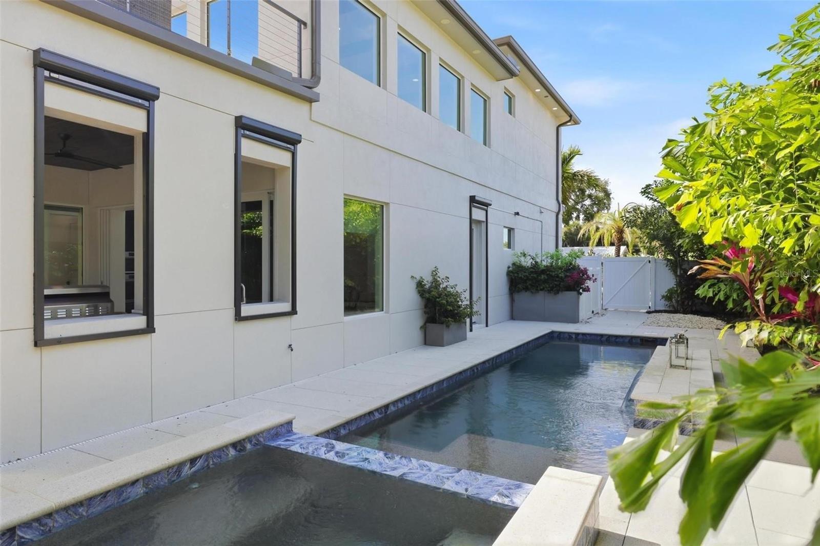 POINSETTIA PARK 2 - Residential