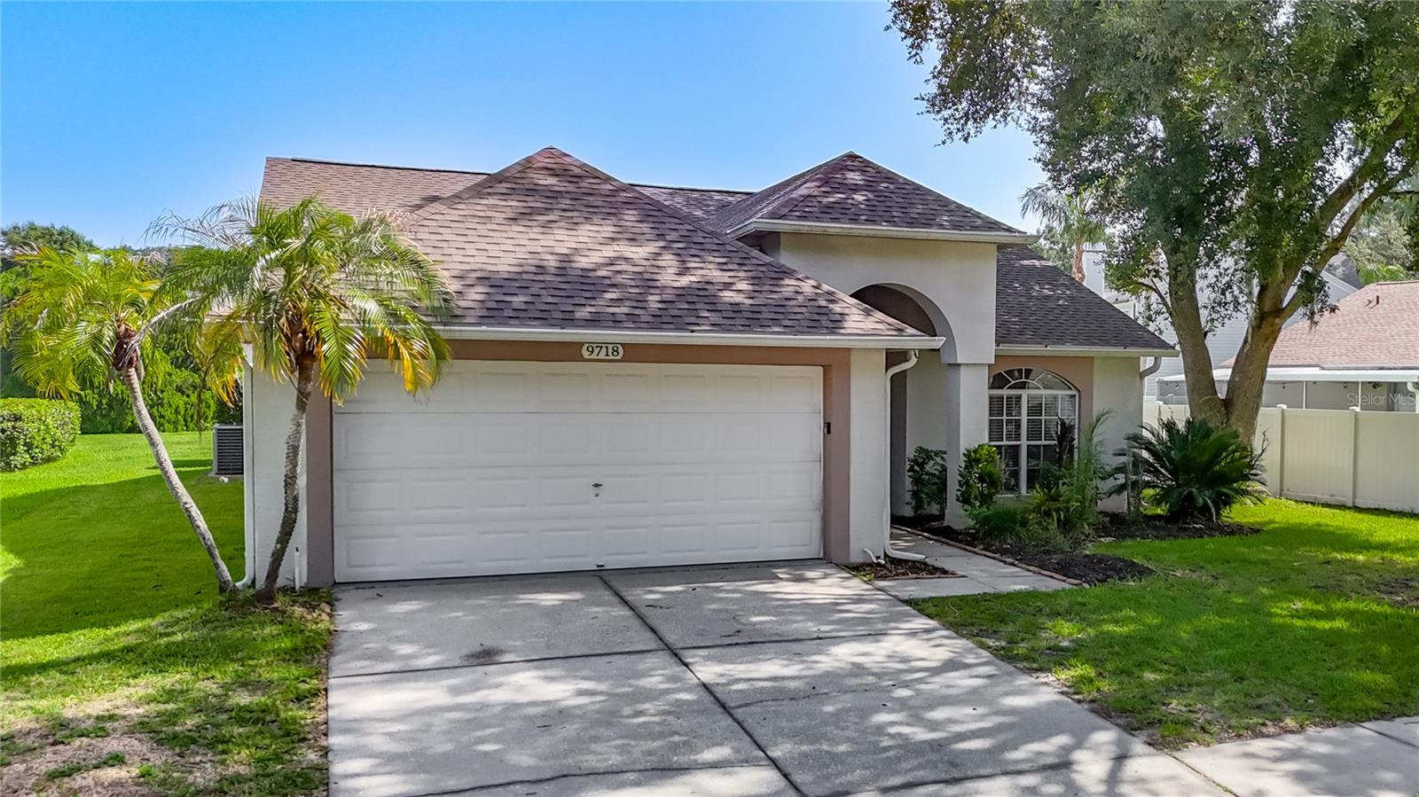 PEBBLE CREEK - Residential