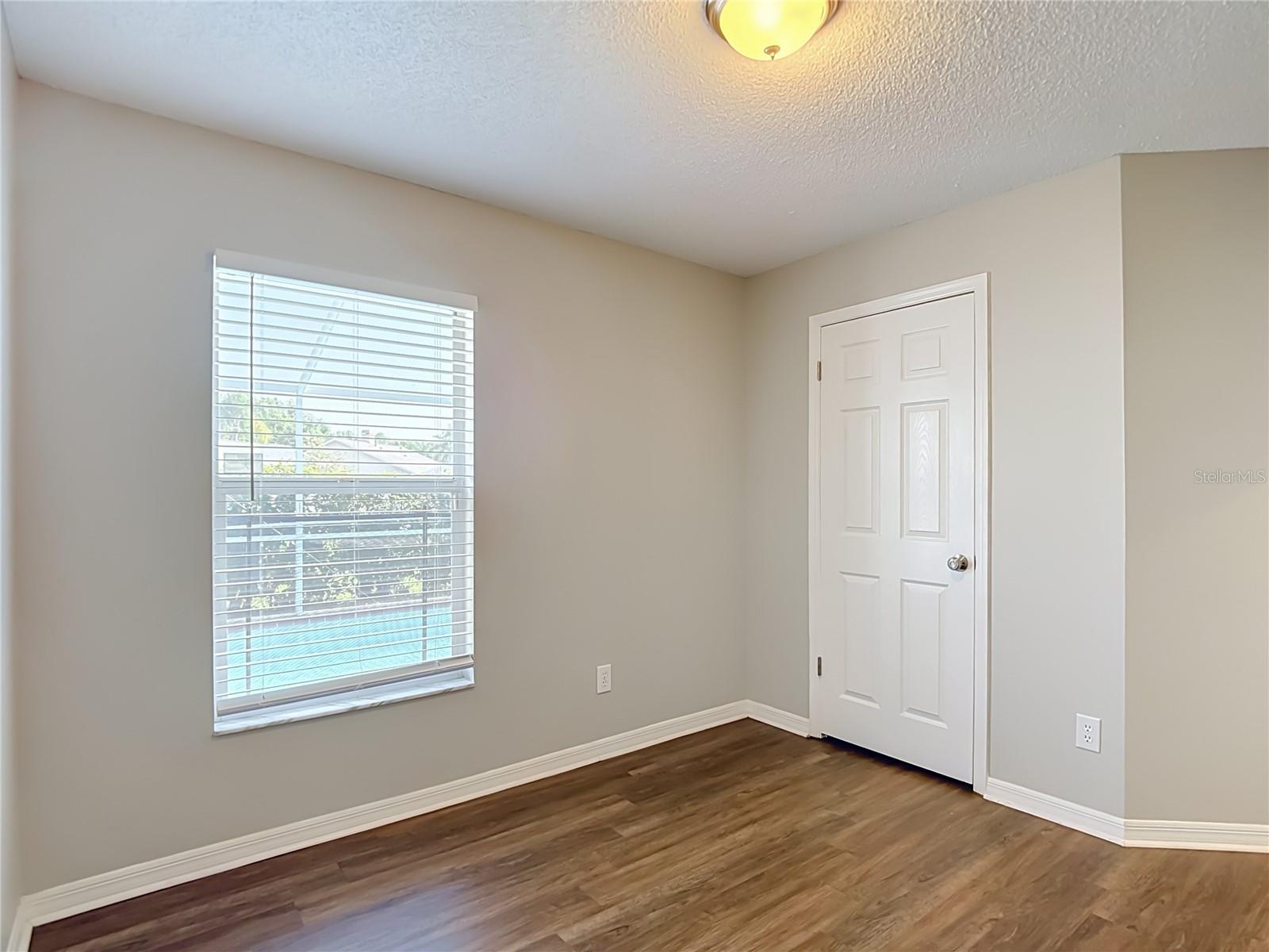 PEBBLE CREEK - Residential