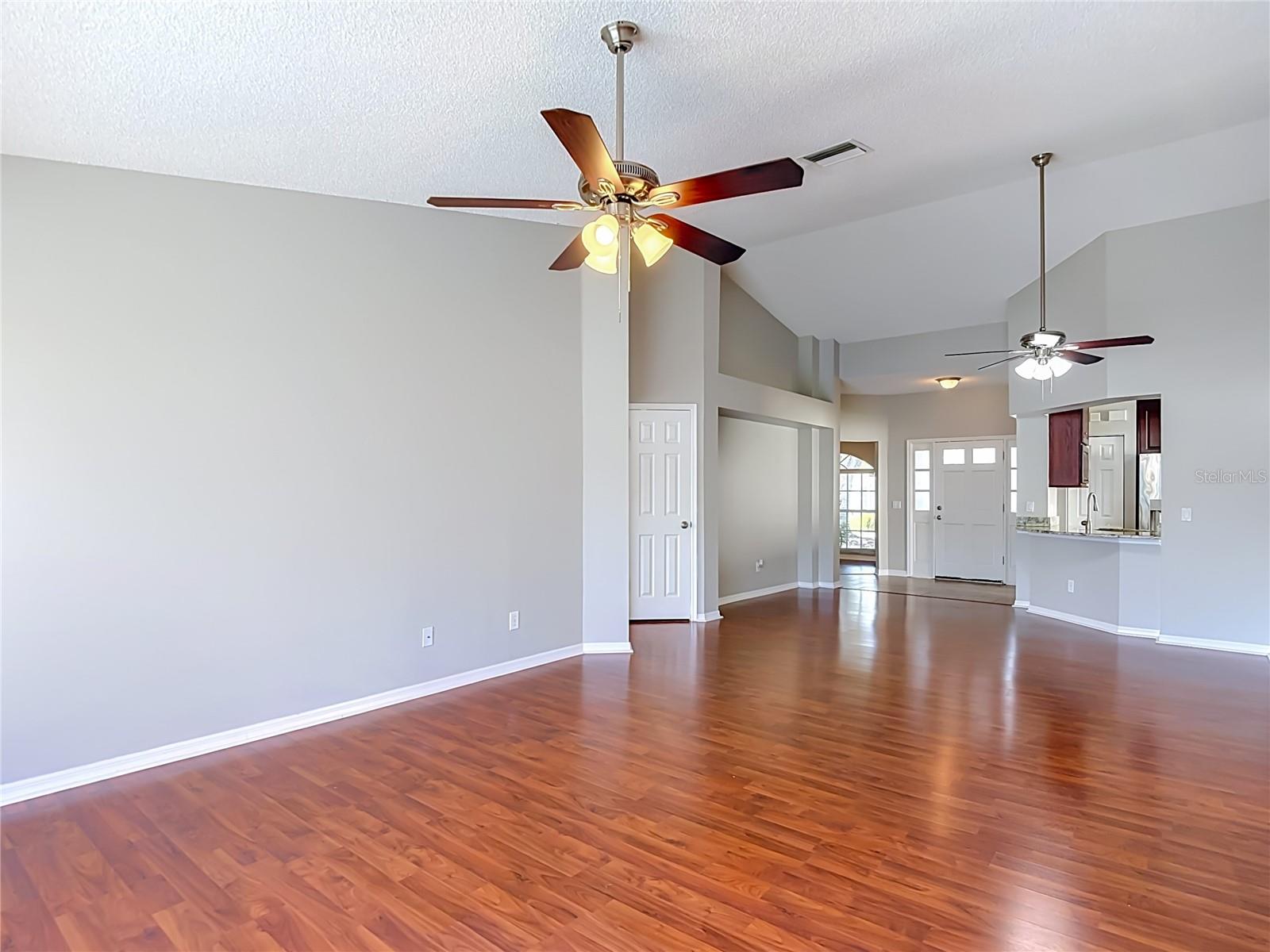PEBBLE CREEK - Residential