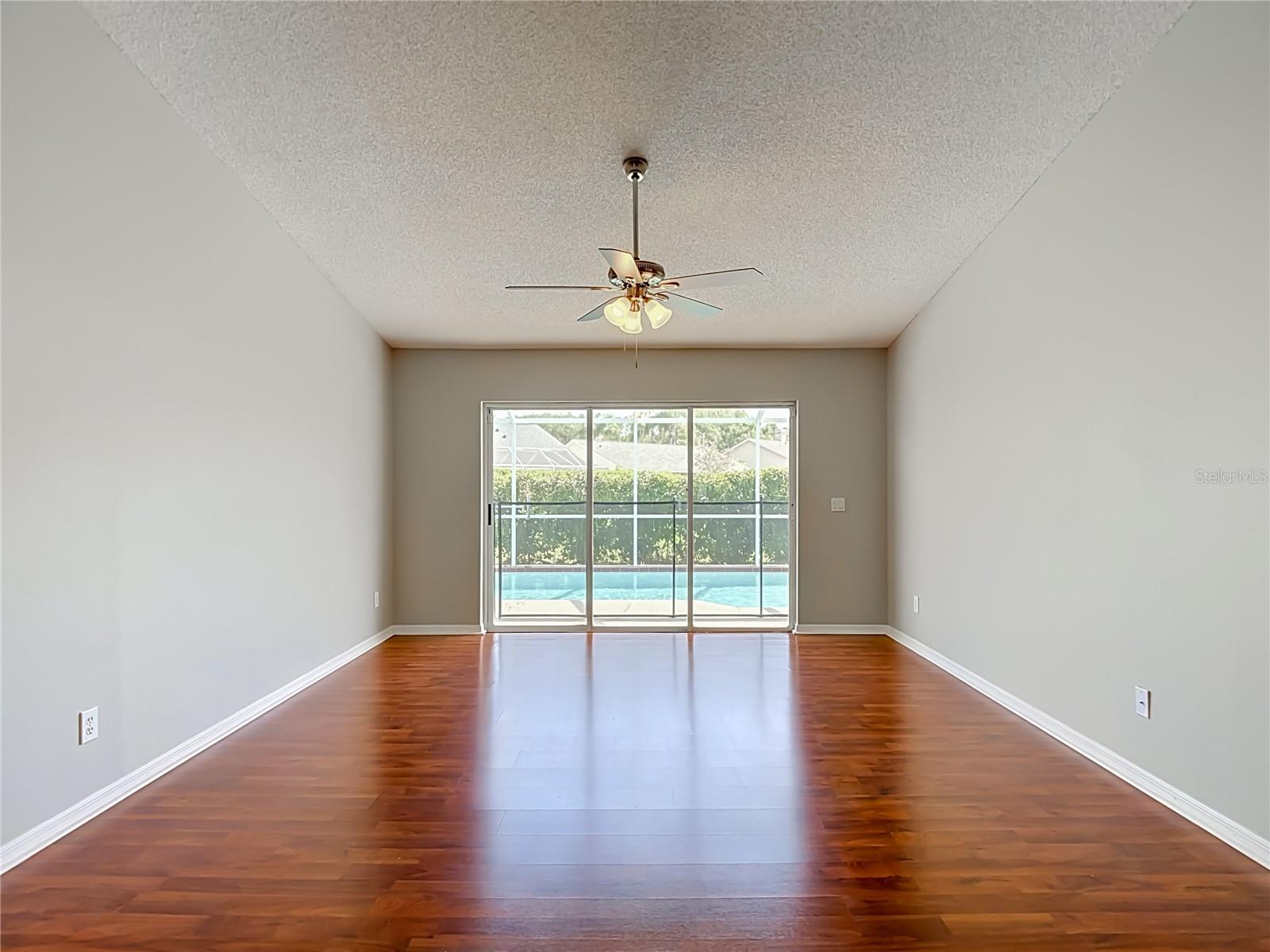 PEBBLE CREEK - Residential