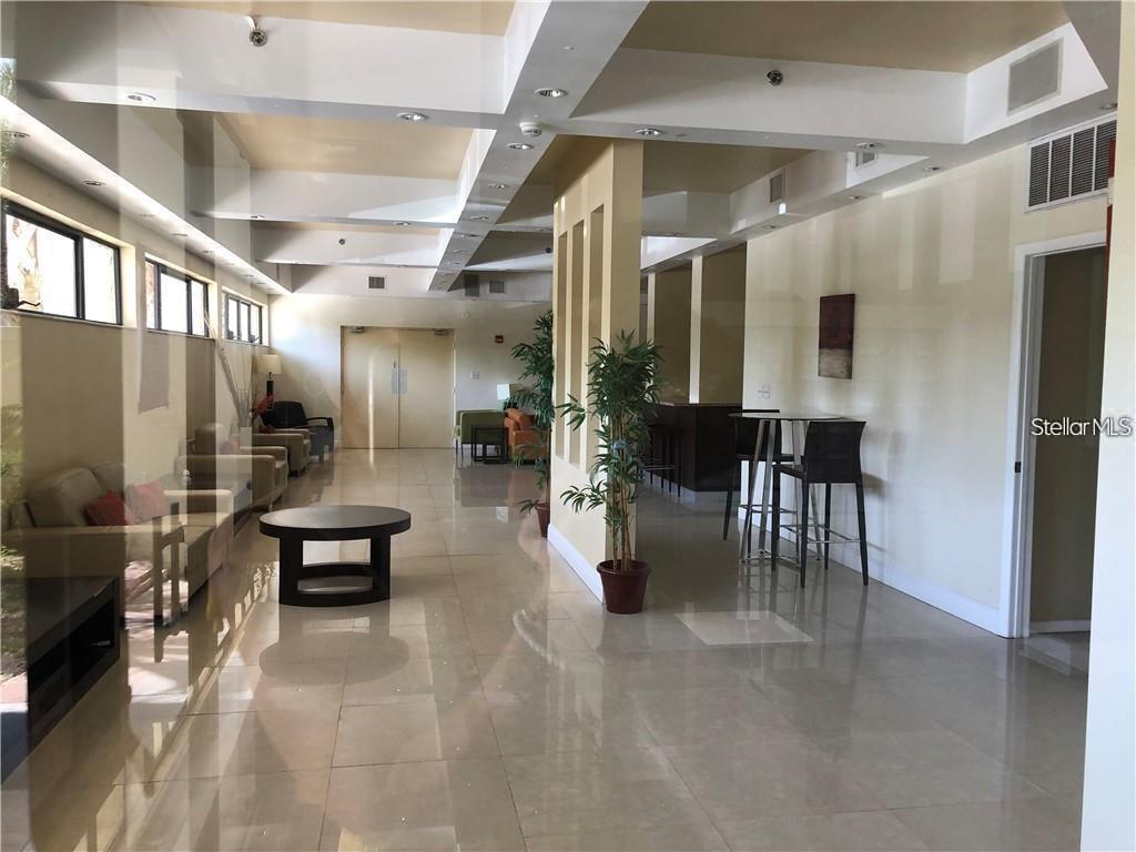 LAKESIDE CROSSING CONDO - Residential