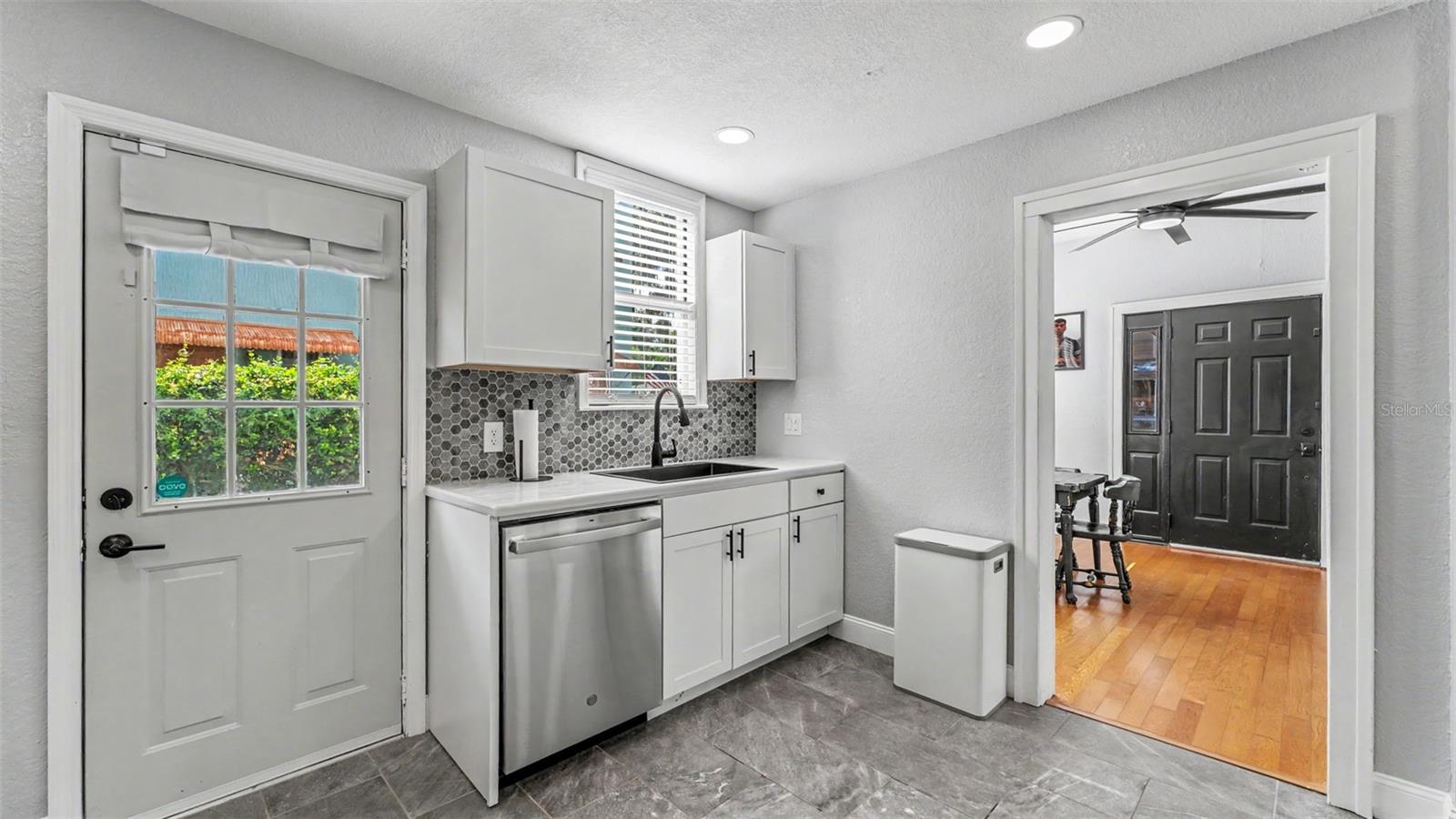 SANXAYS ADD - Residential