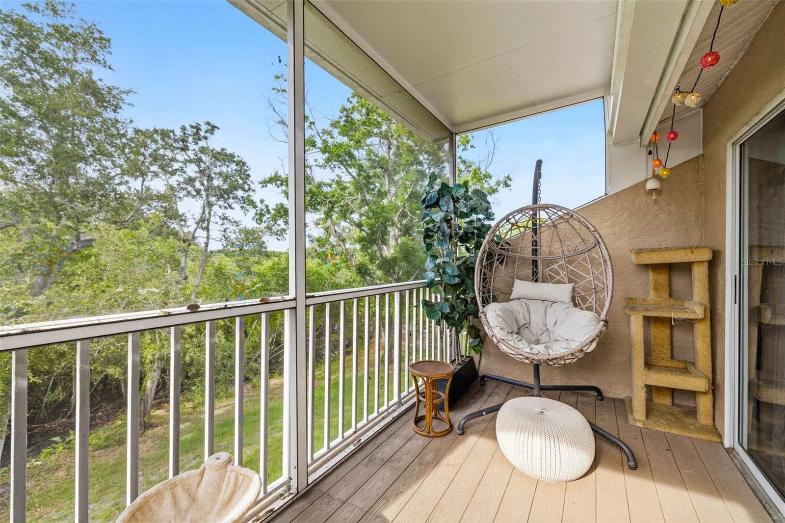 OVERLOOK - Residential