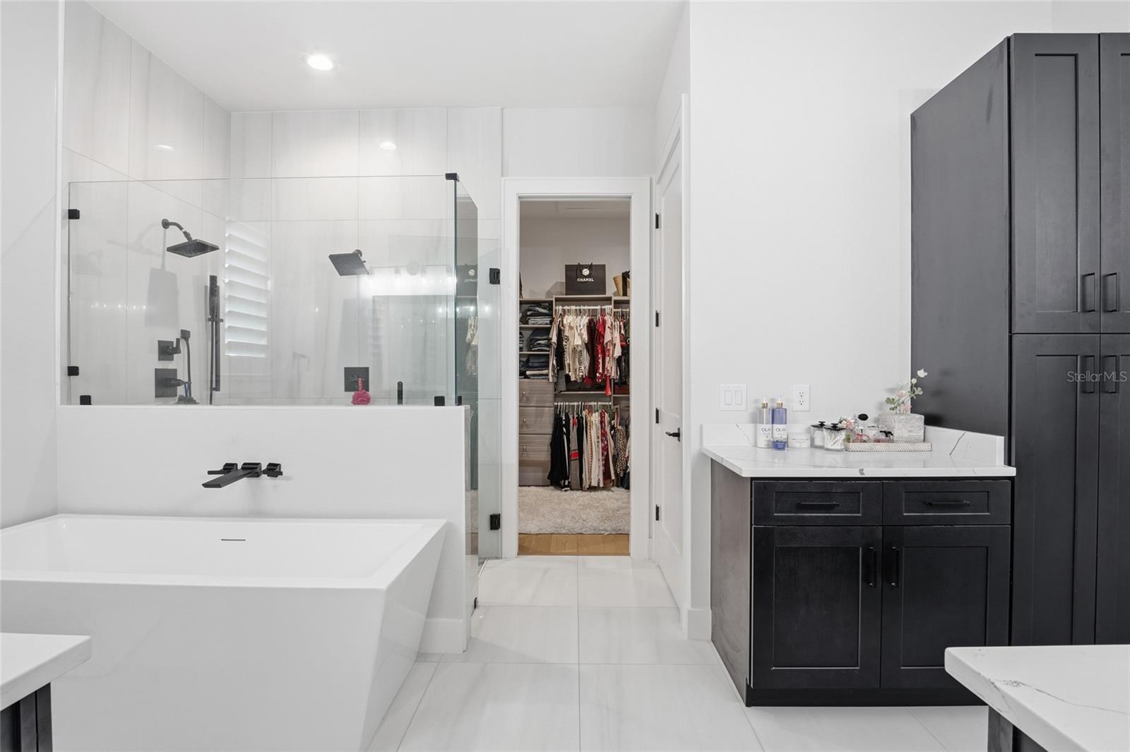 OAKLAND PARK - Residential