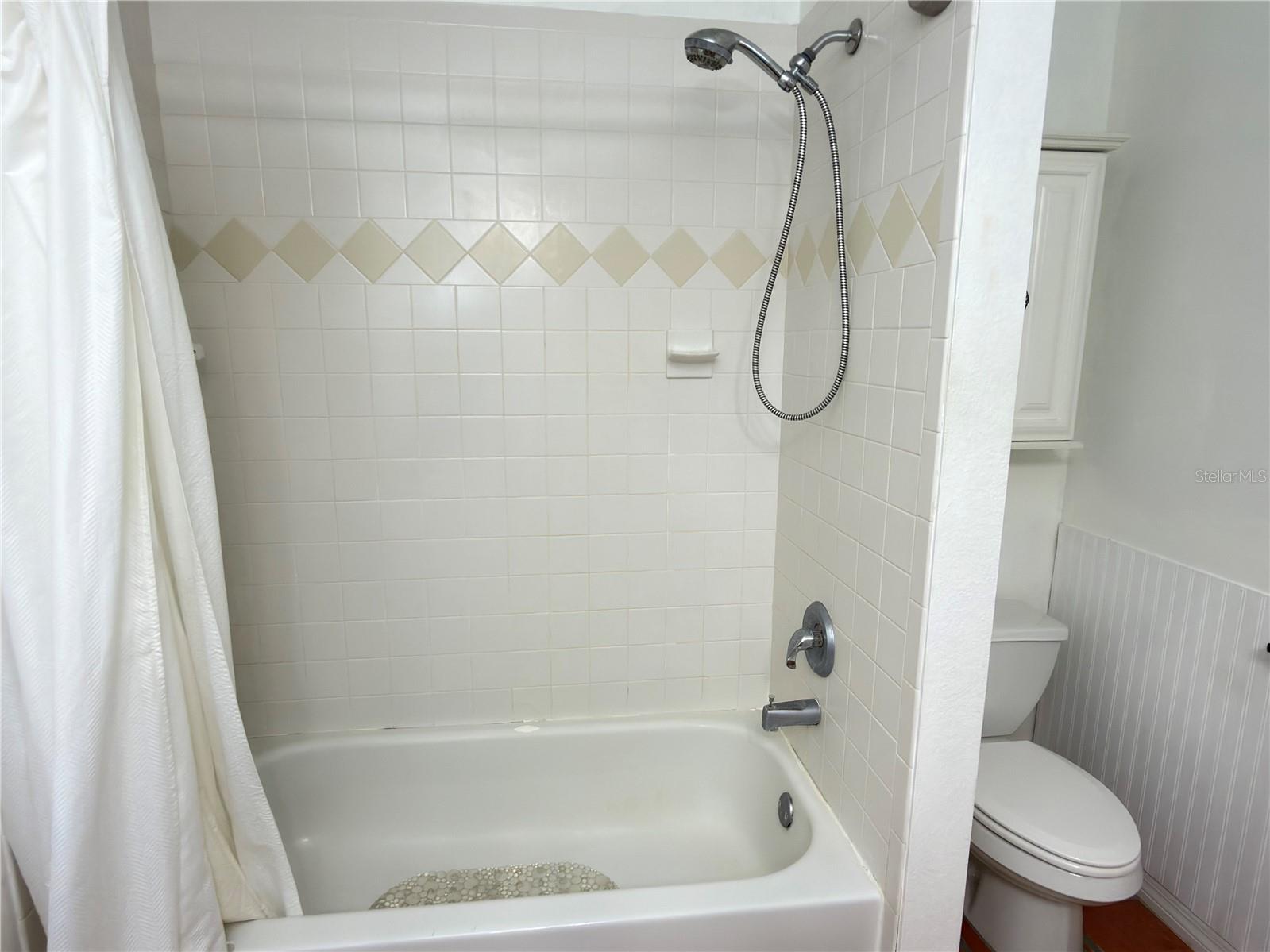 CRYSTAL BEACH HEIGHTS - Residential Lease