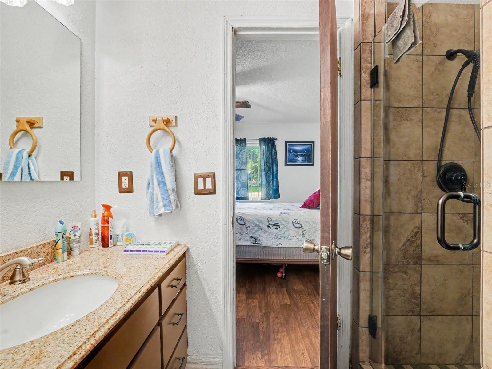 NORTH POINTE - Residential