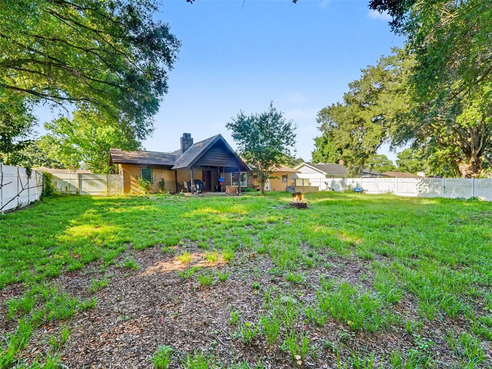 NORTH POINTE - Residential