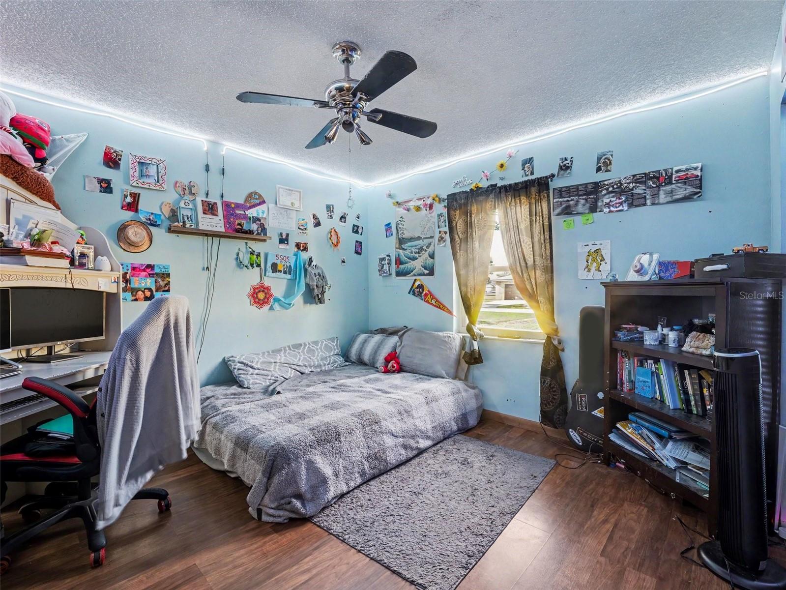NORTH POINTE - Residential