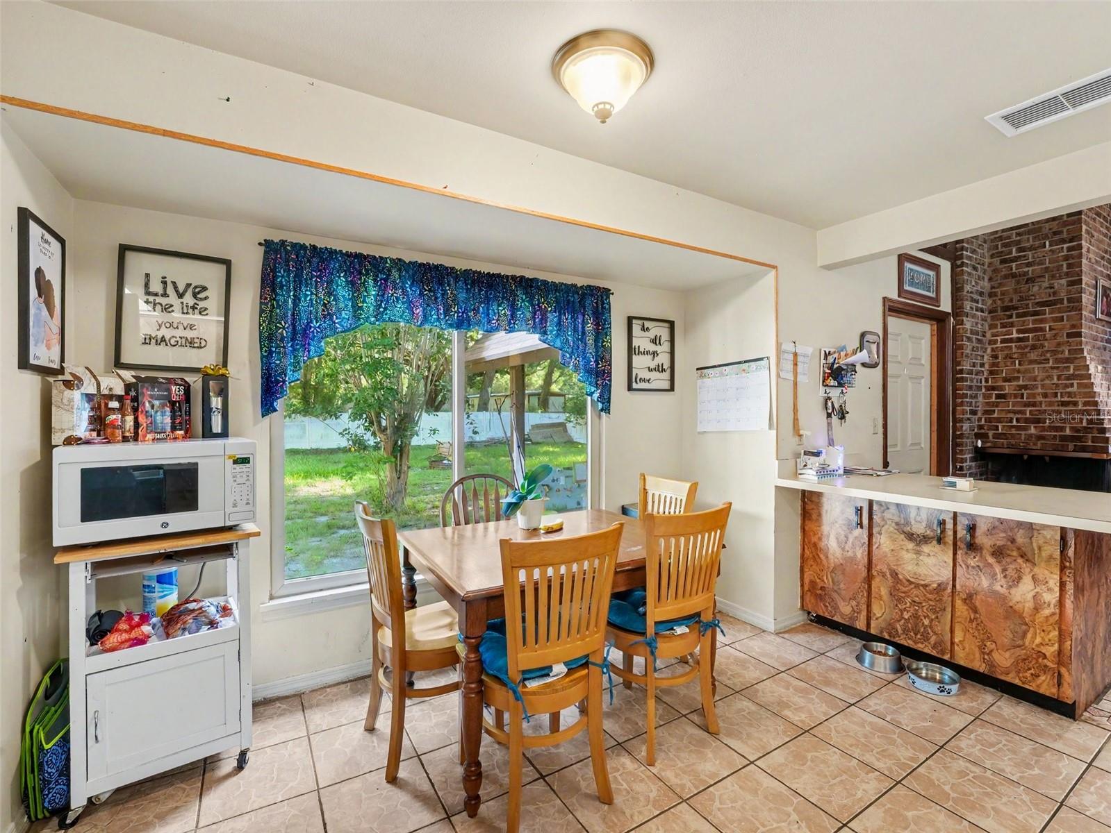 NORTH POINTE - Residential
