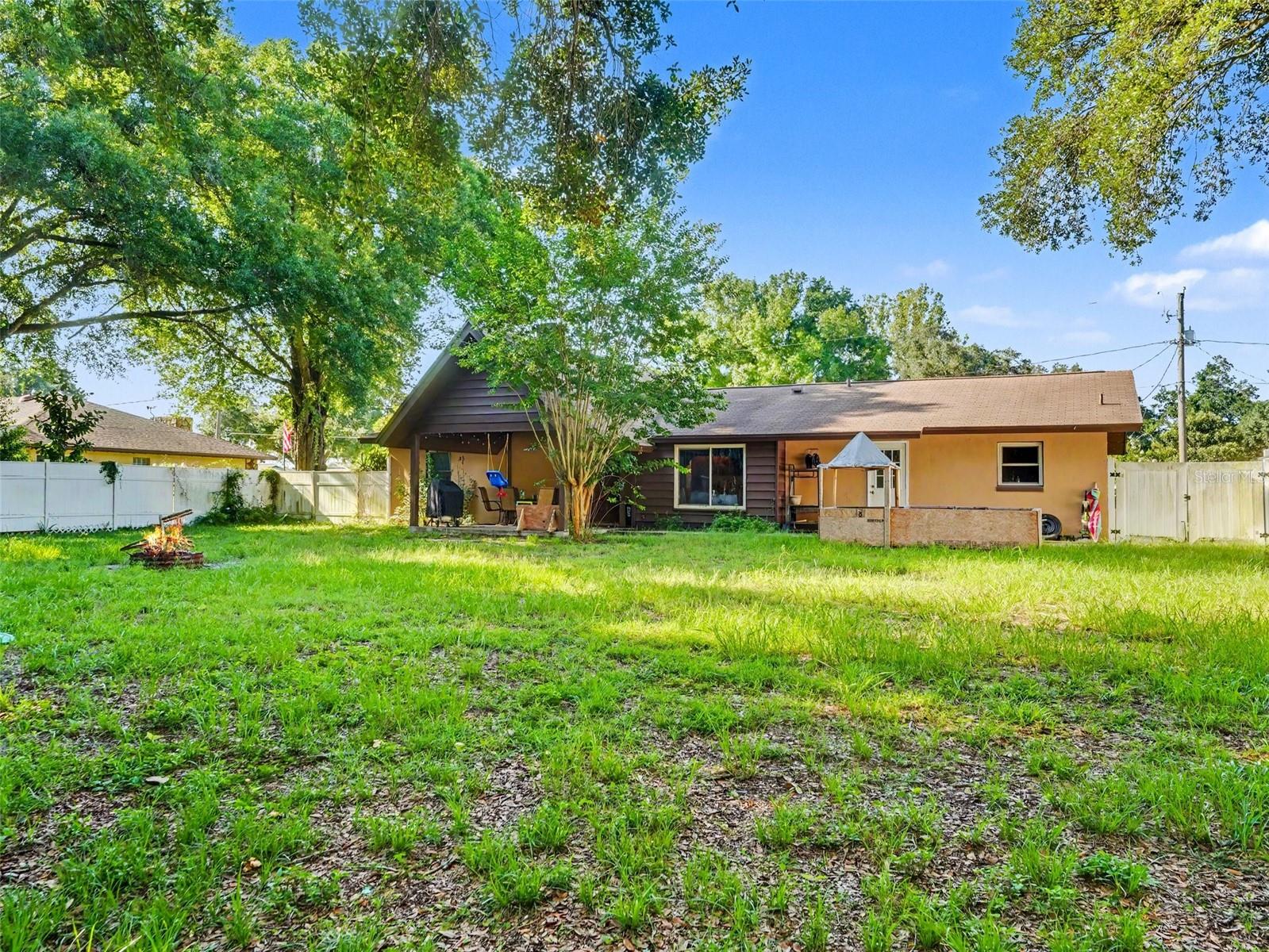 NORTH POINTE - Residential
