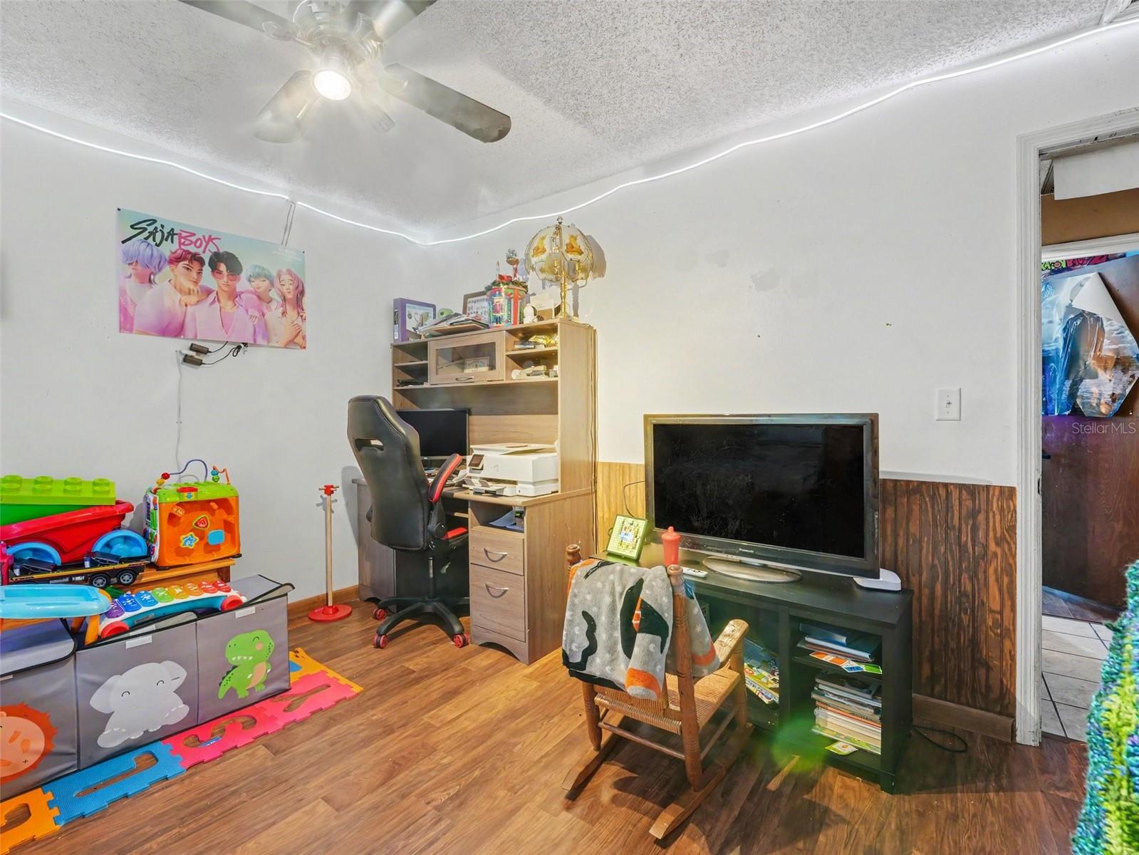 NORTH POINTE - Residential