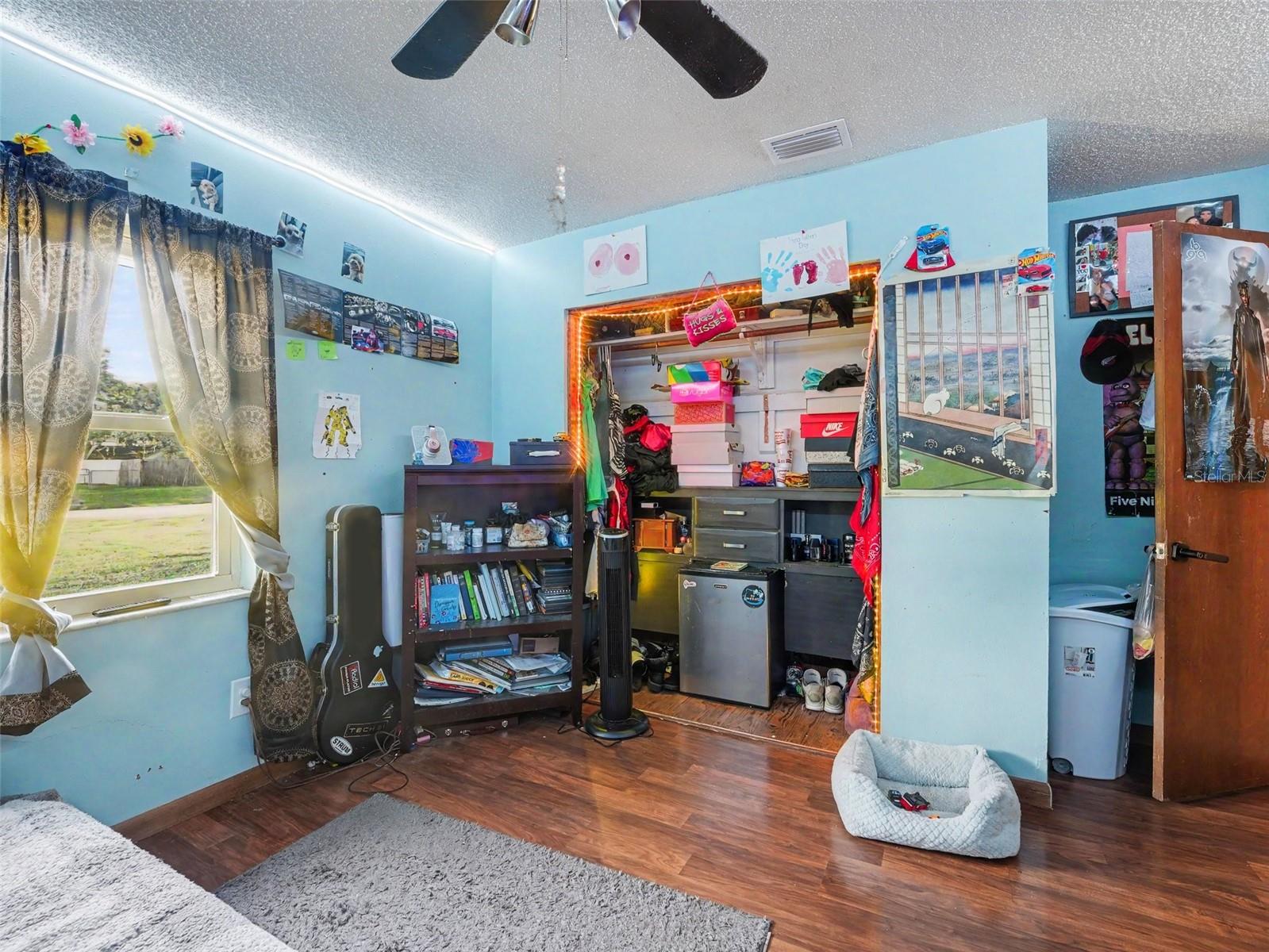NORTH POINTE - Residential