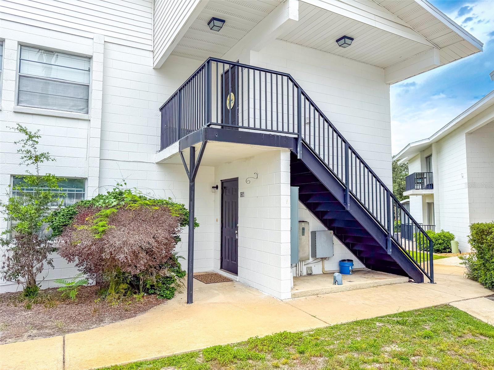 LAKE BUCKEYE CONDO - Residential