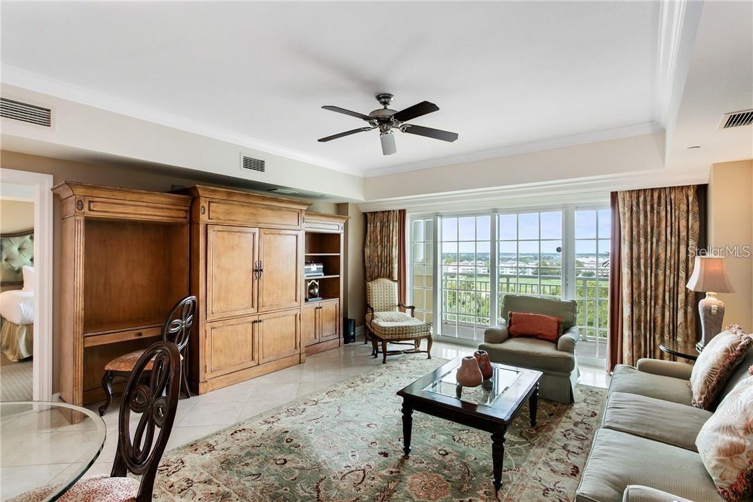 REUNION GRANDE CONDO - Residential