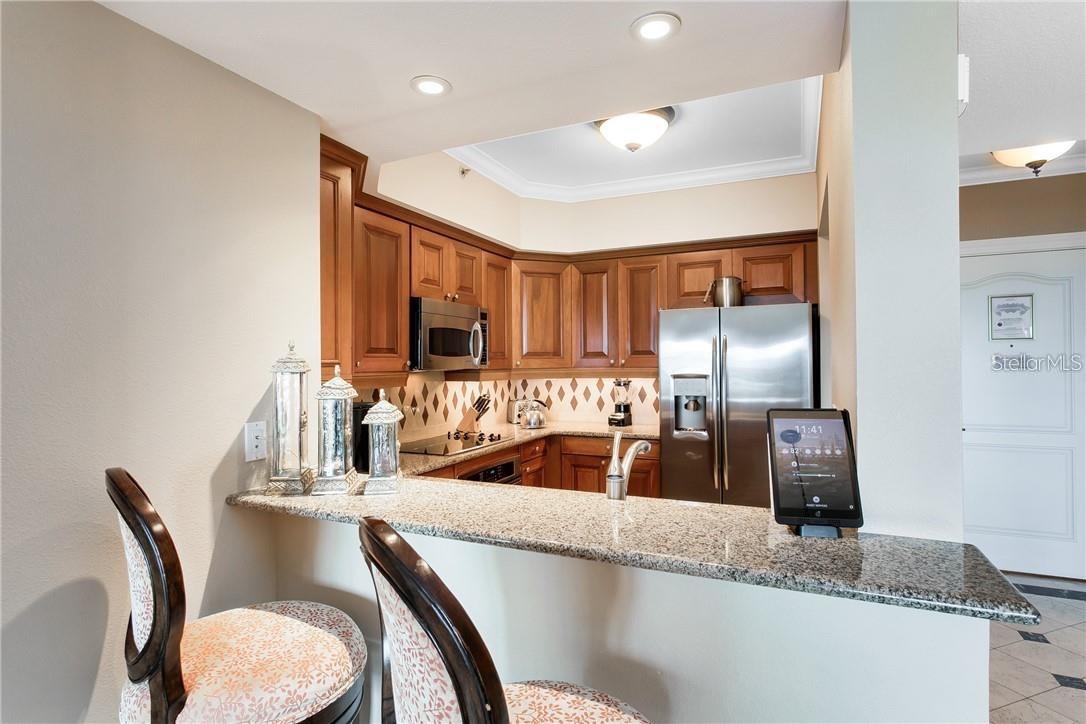REUNION GRANDE CONDO - Residential