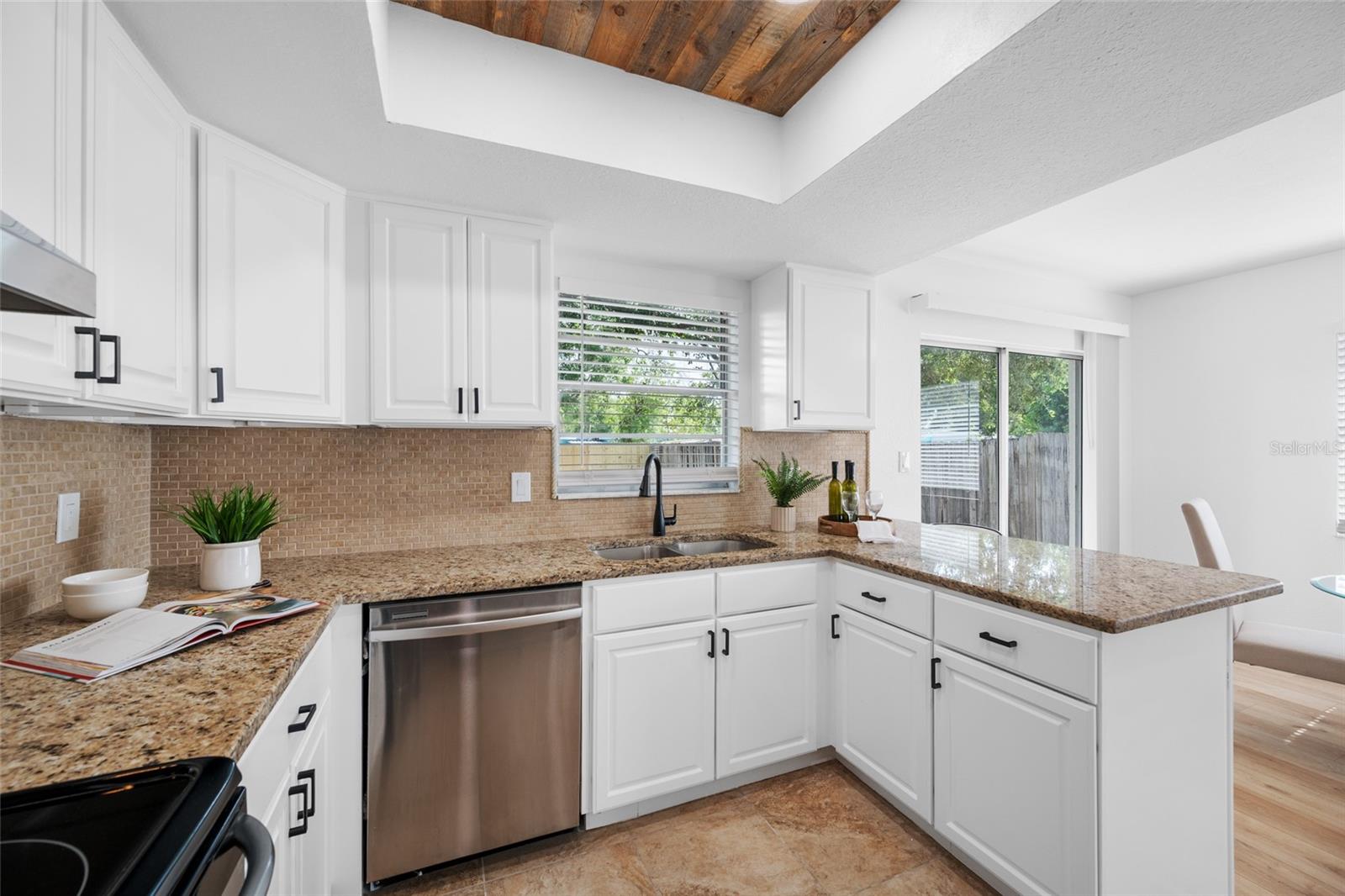 JUANITA PARK - Residential