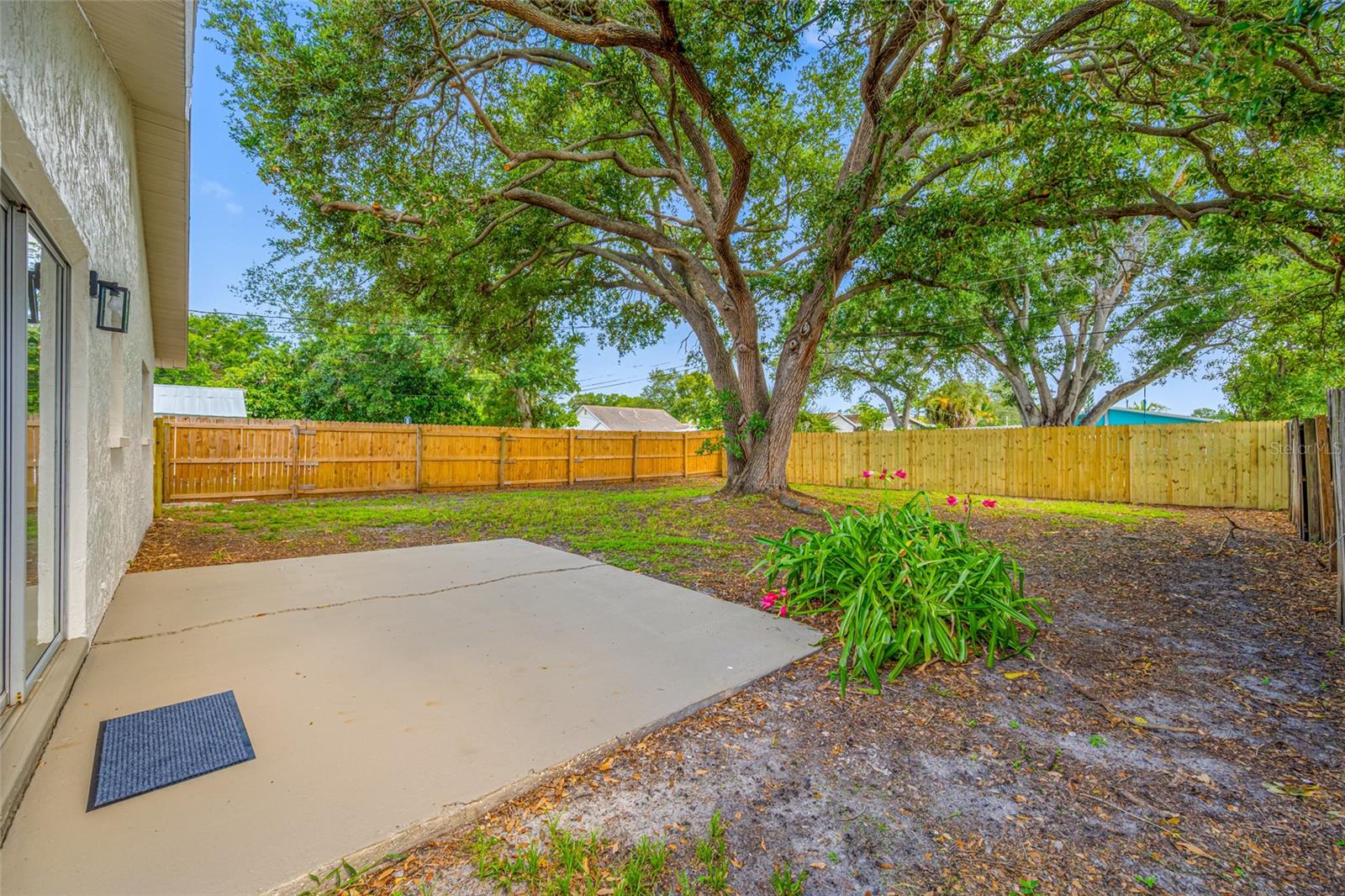 JUANITA PARK - Residential