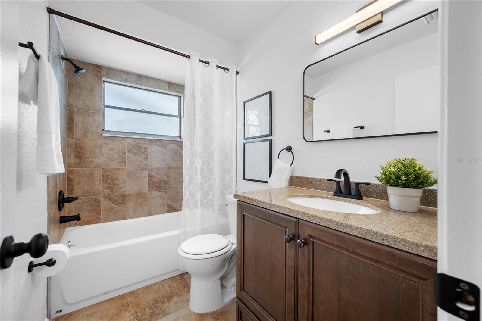 JUANITA PARK - Residential