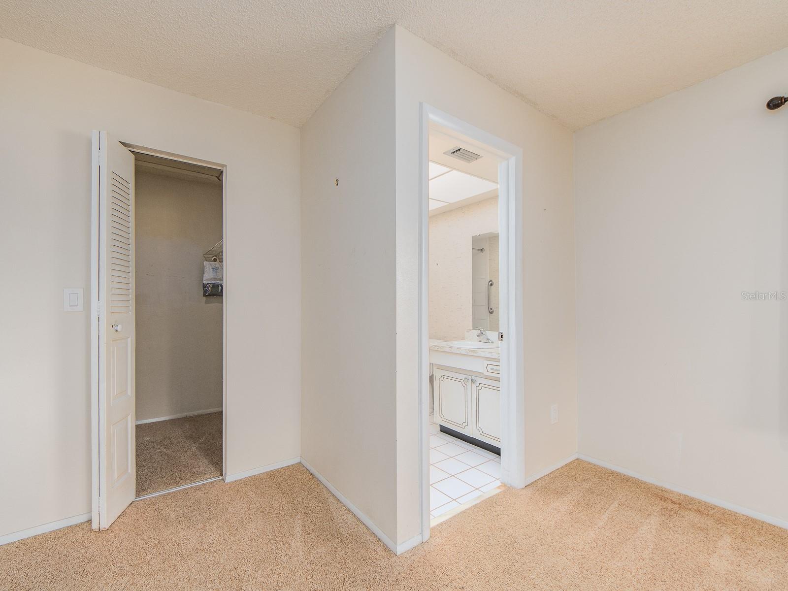 HIGHLAND LAKES CONDO - Residential