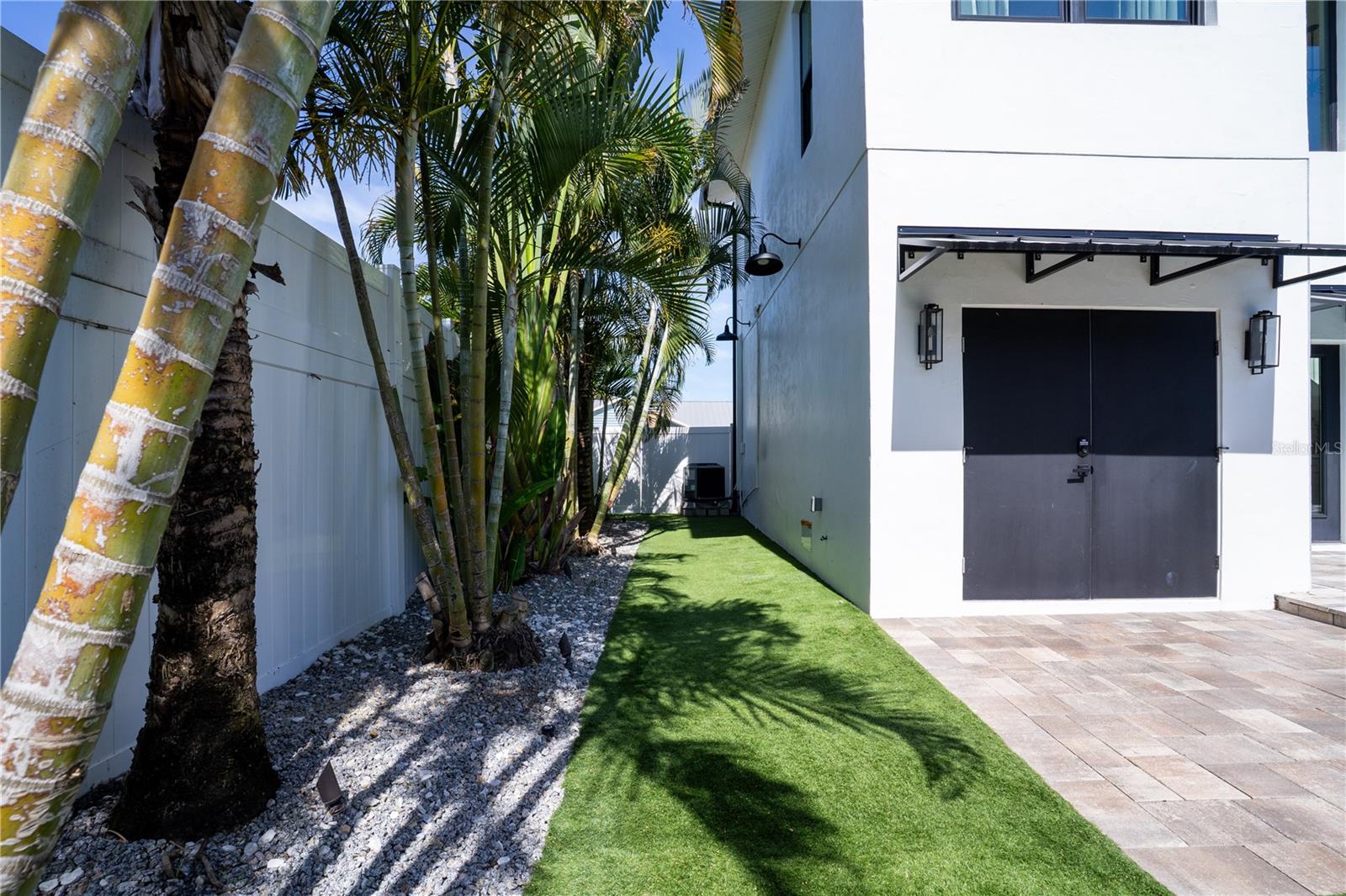 LAKESIDE ESTATES UNIT TWO - Residential