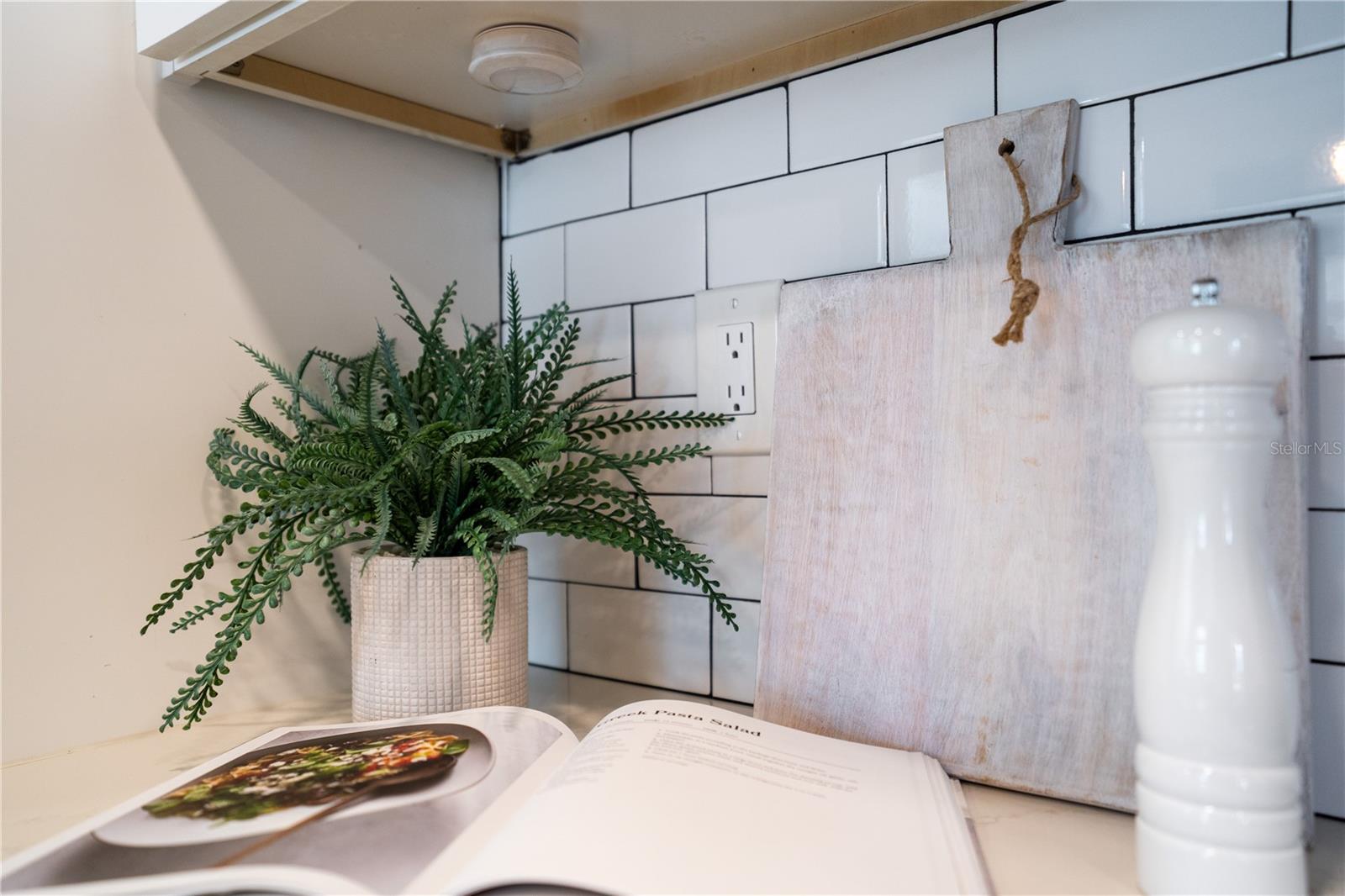 LAKESIDE ESTATES UNIT TWO - Residential