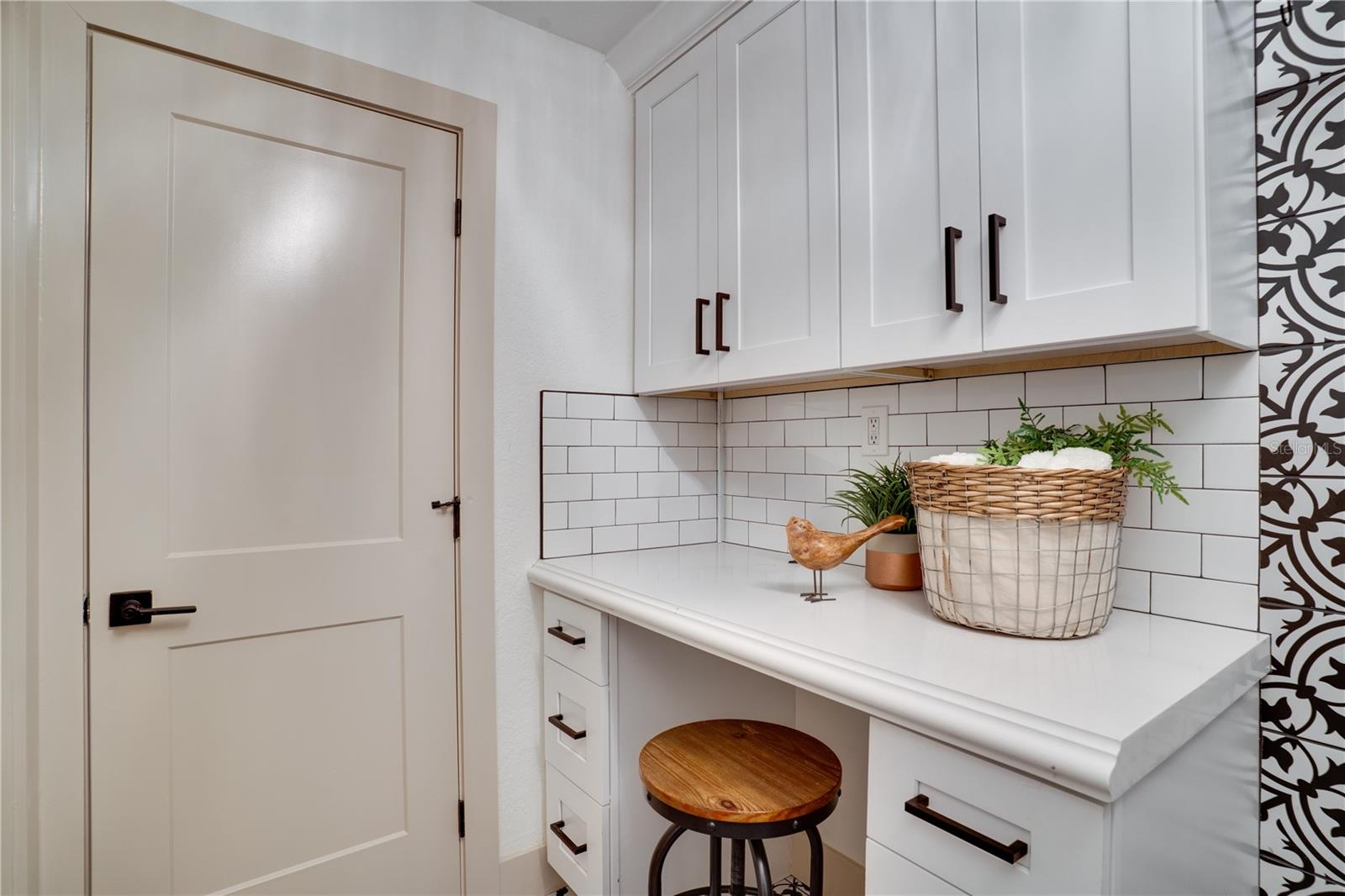LAKESIDE ESTATES UNIT TWO - Residential