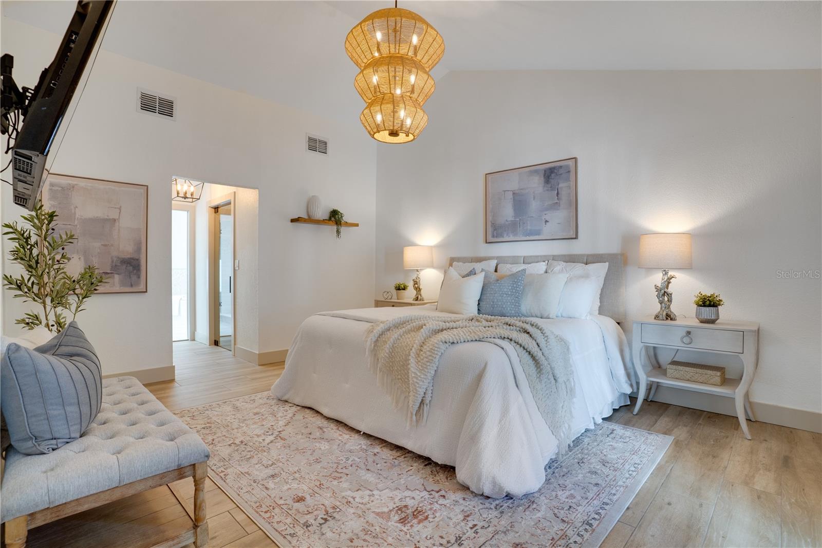 LAKESIDE ESTATES UNIT TWO - Residential