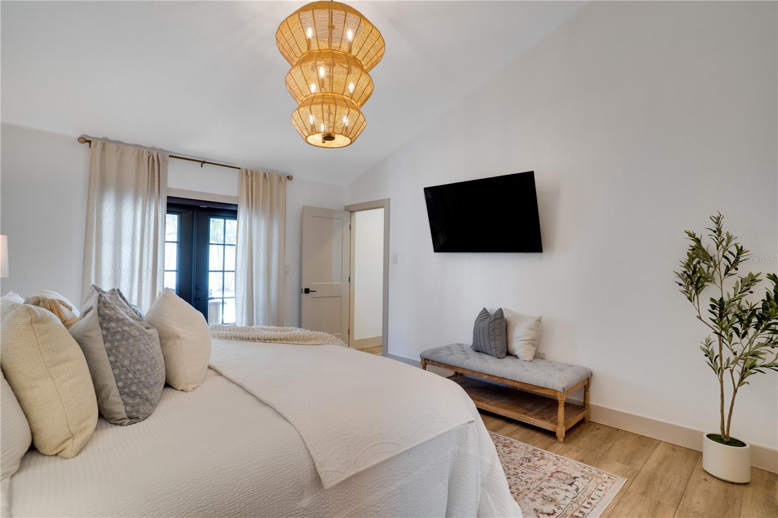 LAKESIDE ESTATES UNIT TWO - Residential