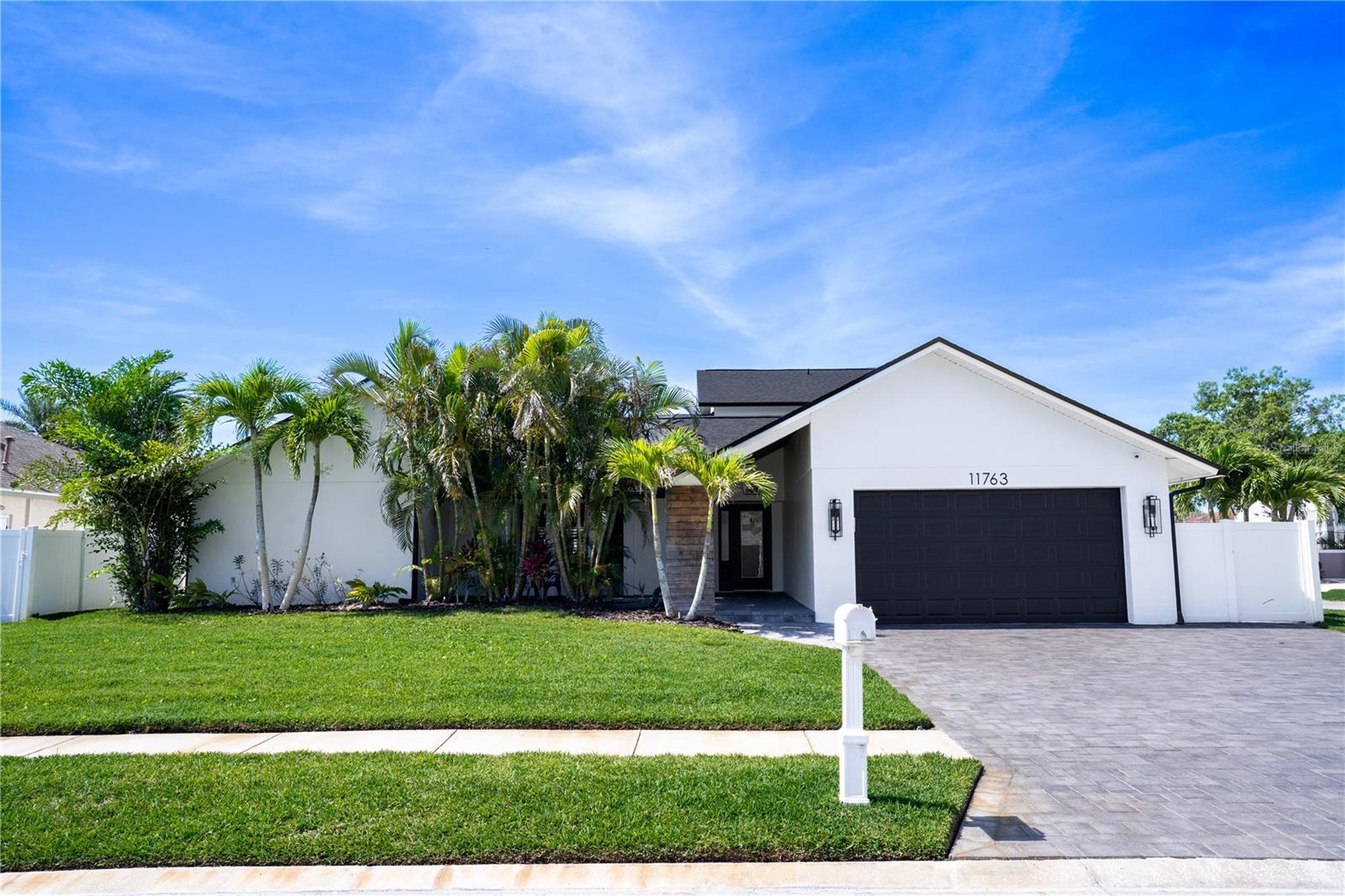 LAKESIDE ESTATES UNIT TWO - Residential