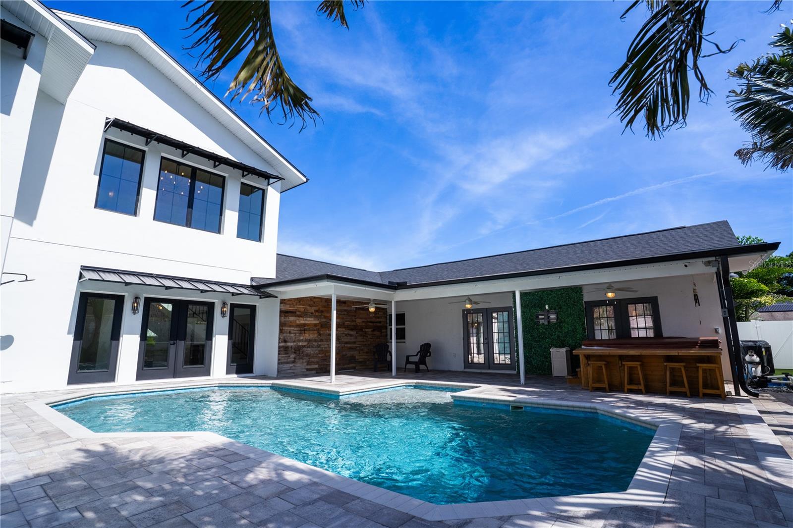 LAKESIDE ESTATES UNIT TWO - Residential