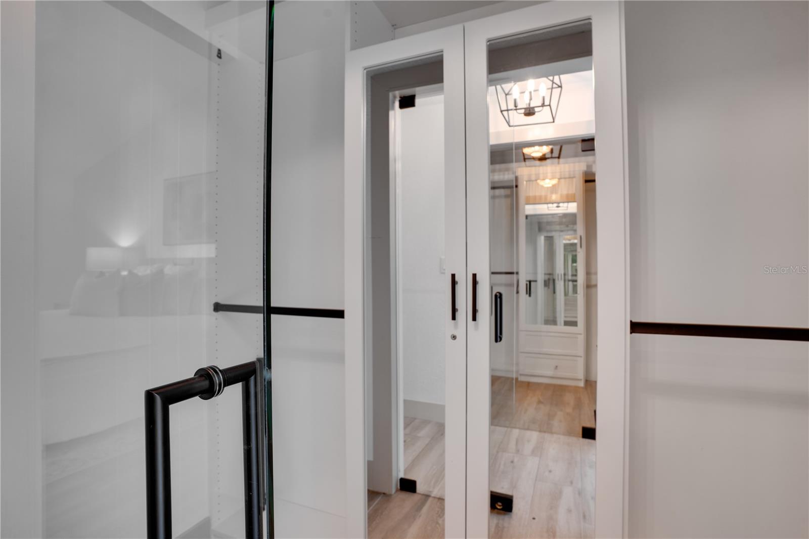 LAKESIDE ESTATES UNIT TWO - Residential
