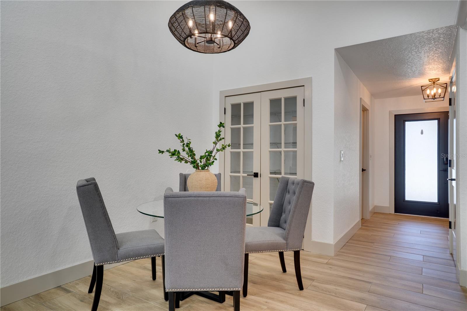 LAKESIDE ESTATES UNIT TWO - Residential