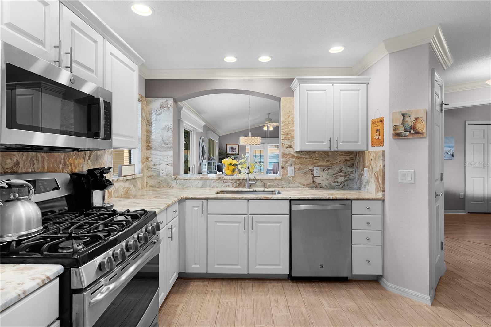 VILLAGES OF SUMTER SULLIVAN VILLAS - Residential Lease