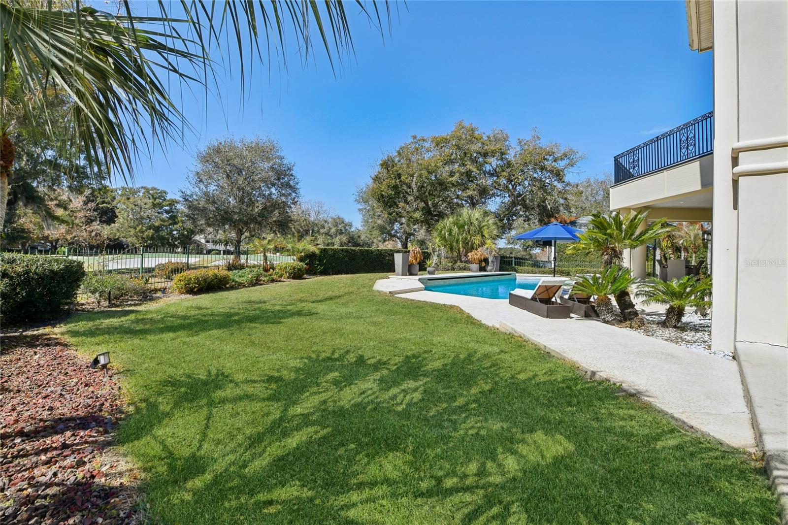 ISLEWORTH - Residential