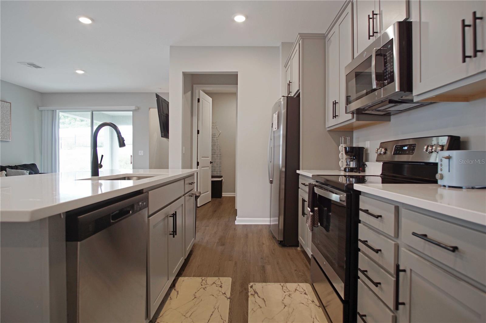SEASONS AT FOREST CREEK - Residential Lease