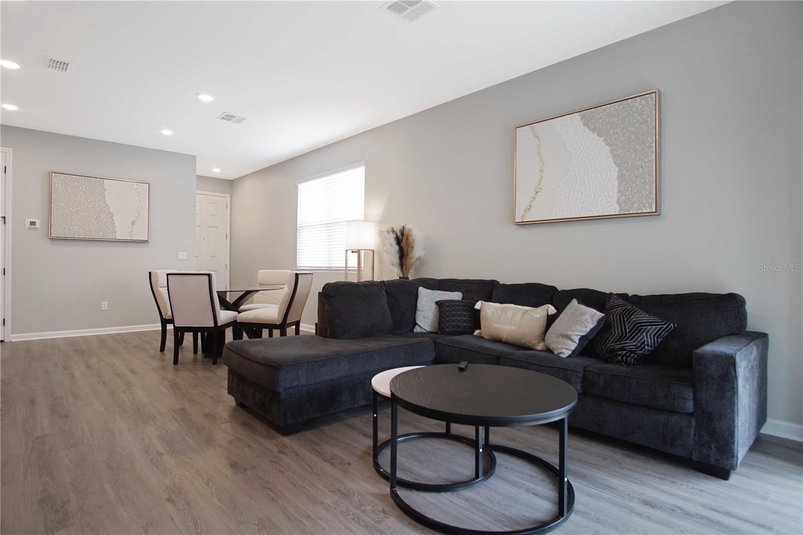 SEASONS AT FOREST CREEK - Residential Lease