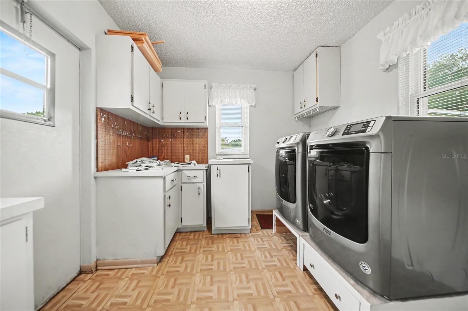 LADY LAKE ORANGE BLOSSOM GARDENS UNIT 15 - Residential