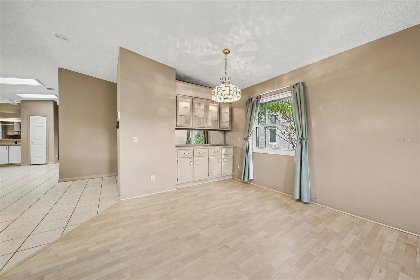 LADY LAKE ORANGE BLOSSOM GARDENS UNIT 15 - Residential