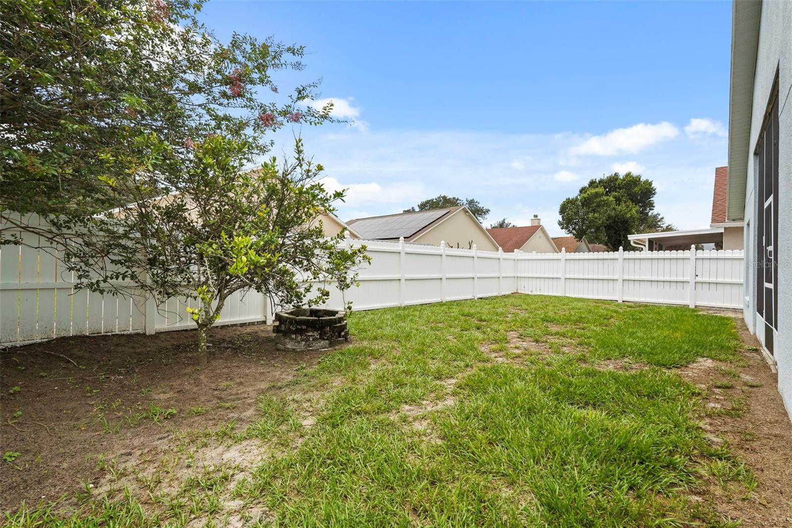 ROSE POINTE - Residential