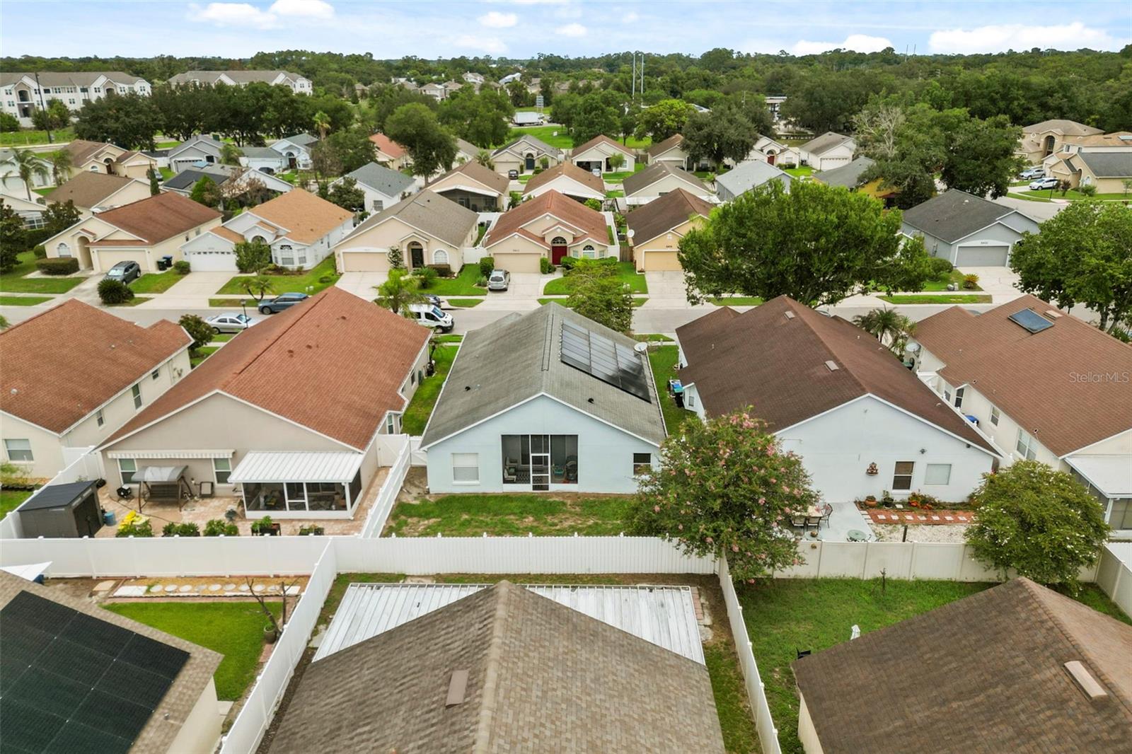 ROSE POINTE - Residential